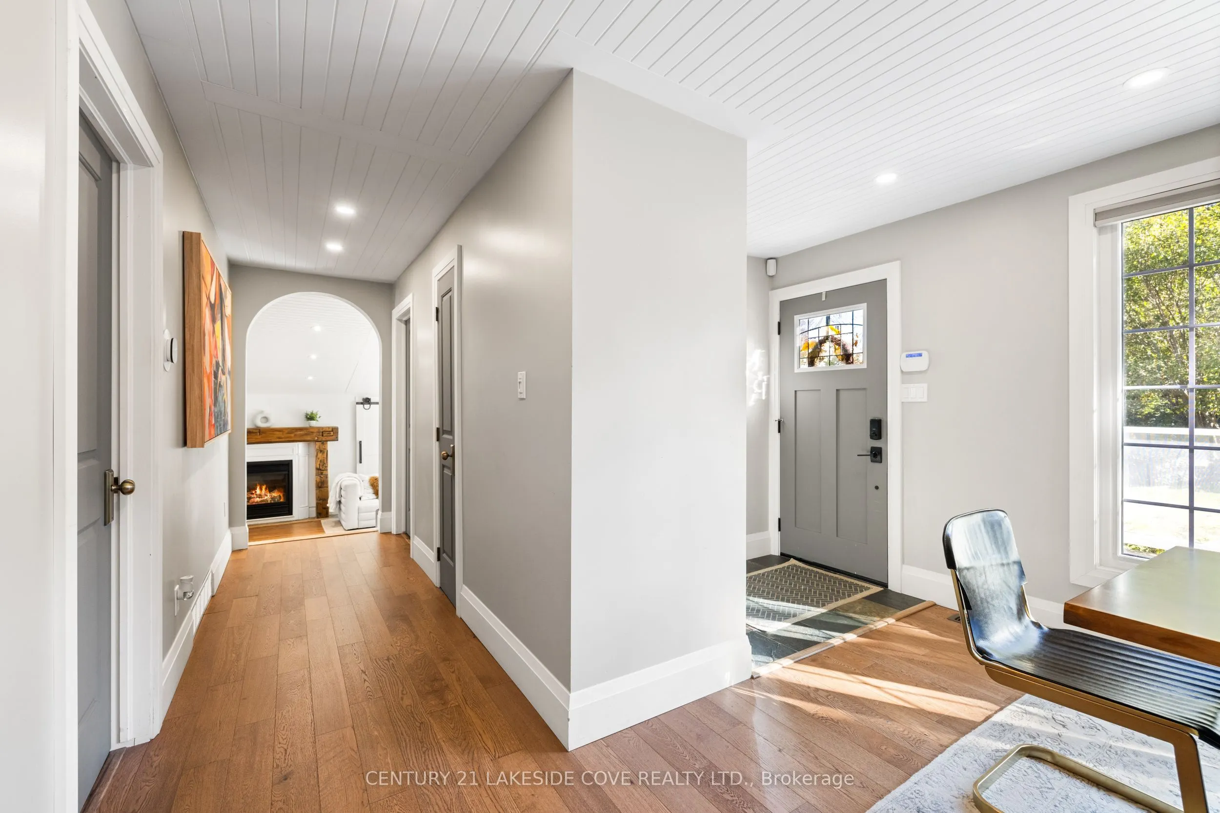 27 Poplar Crescent