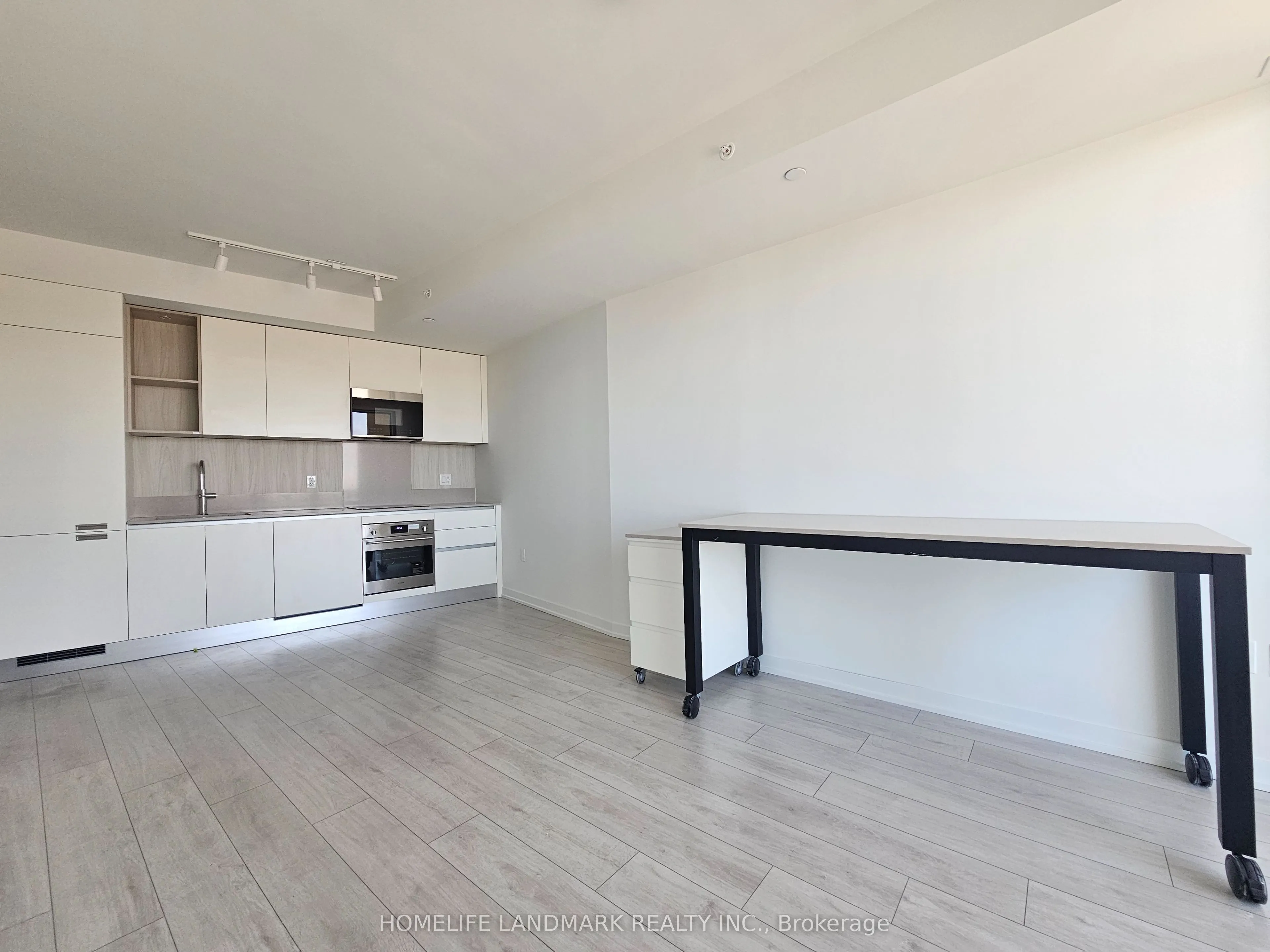 39 Mary Street, #3006