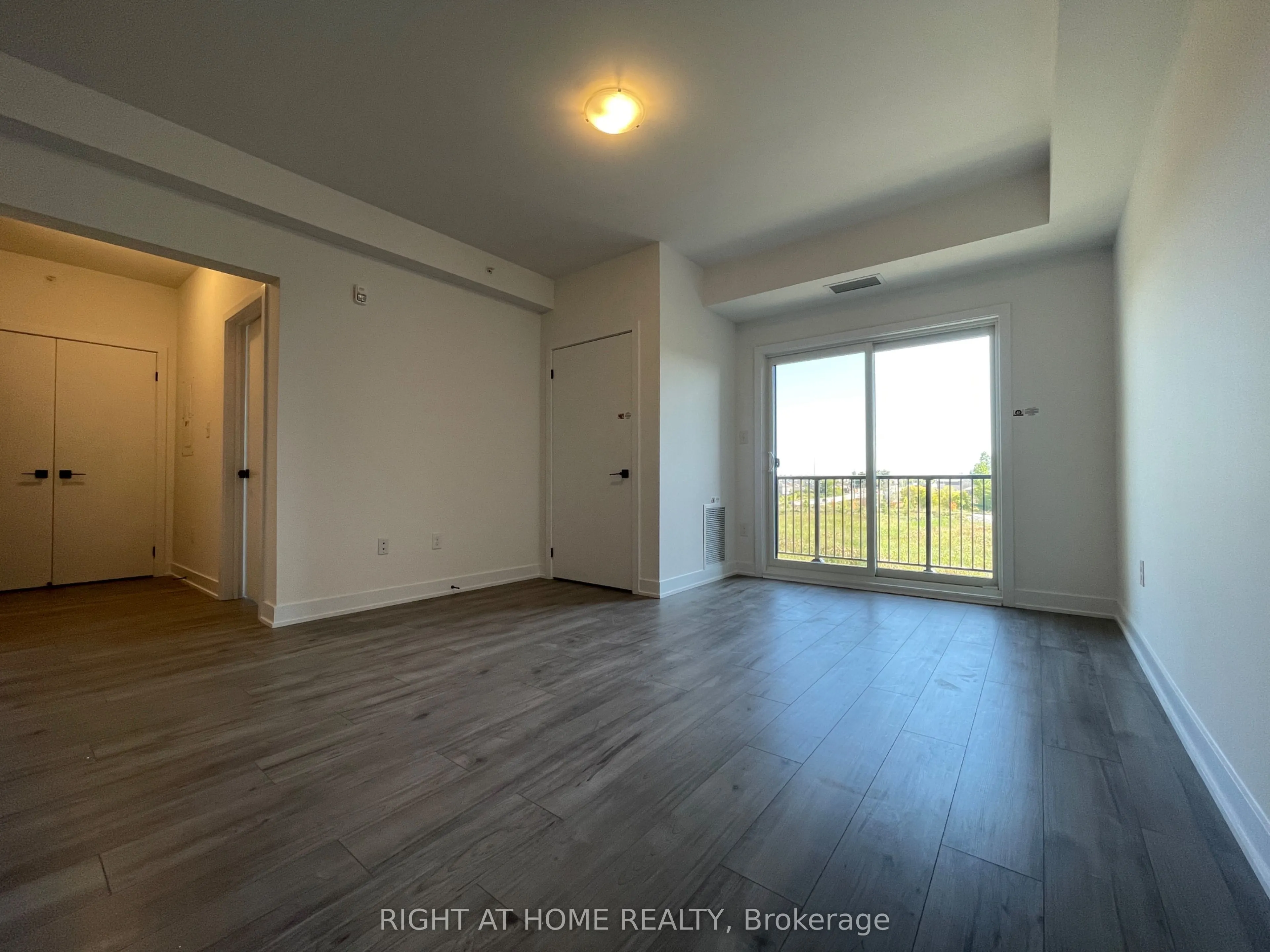 1 Chef Lane, #204