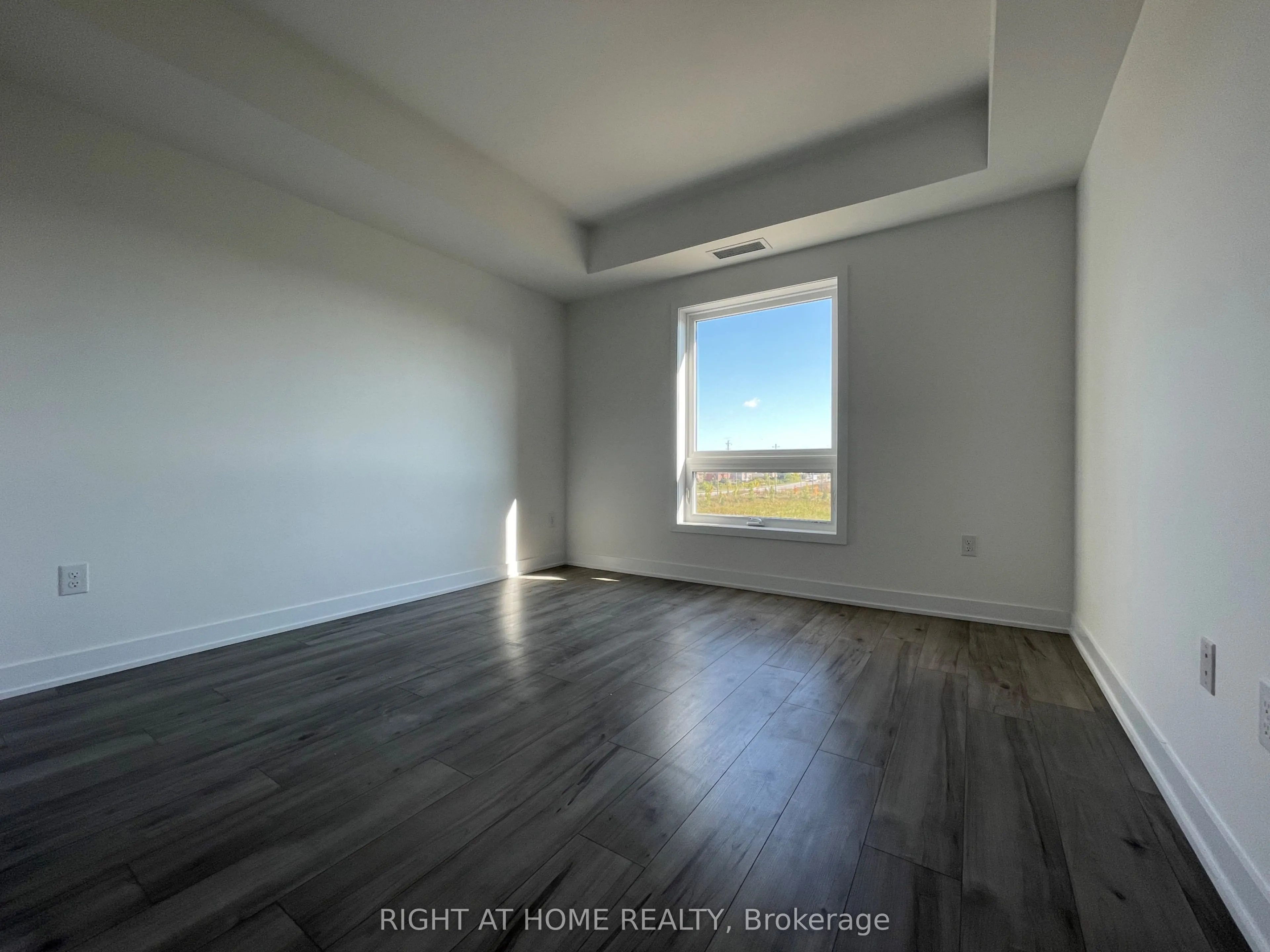 1 Chef Lane, #204
