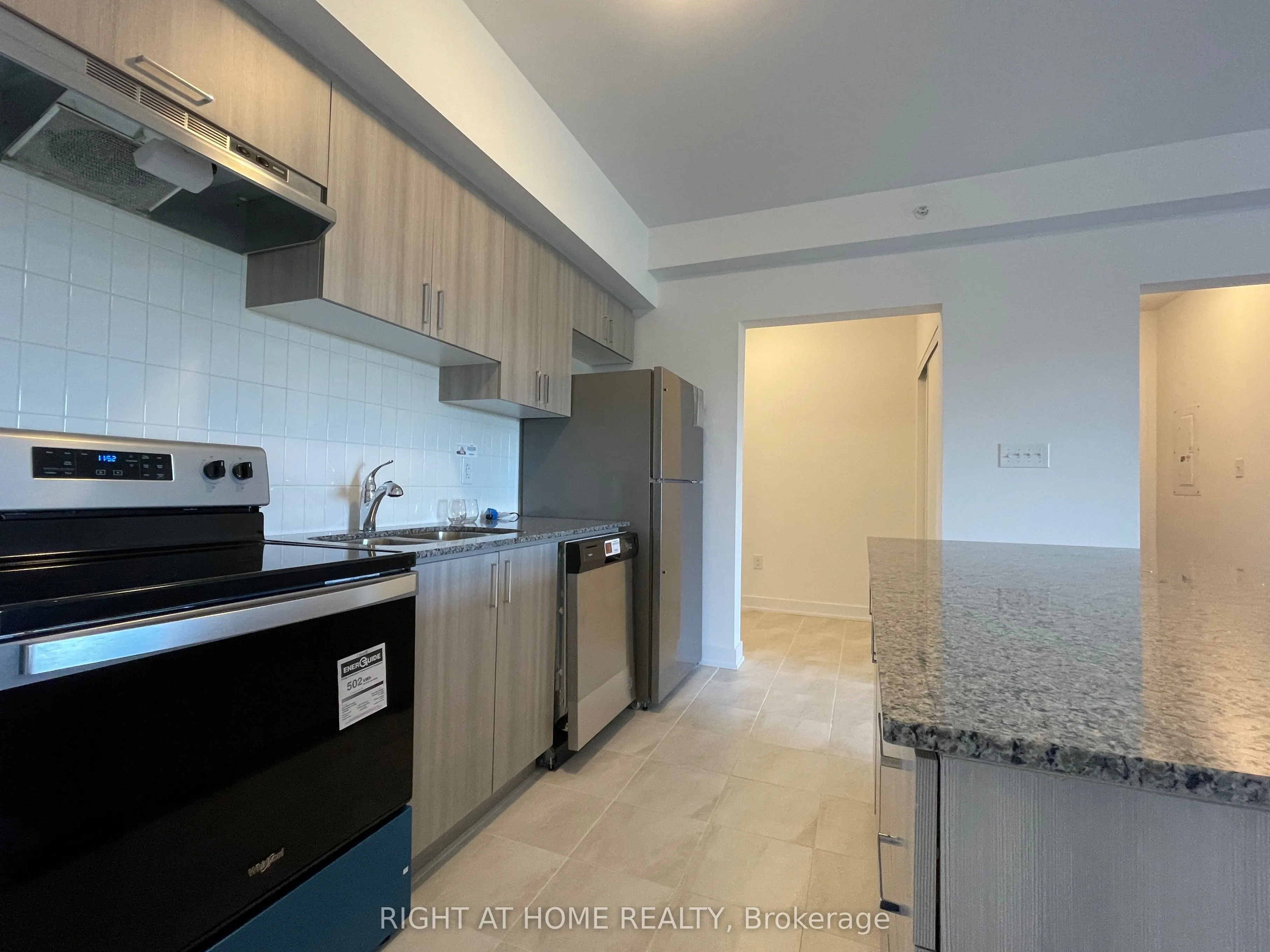1 Chef Lane, #204