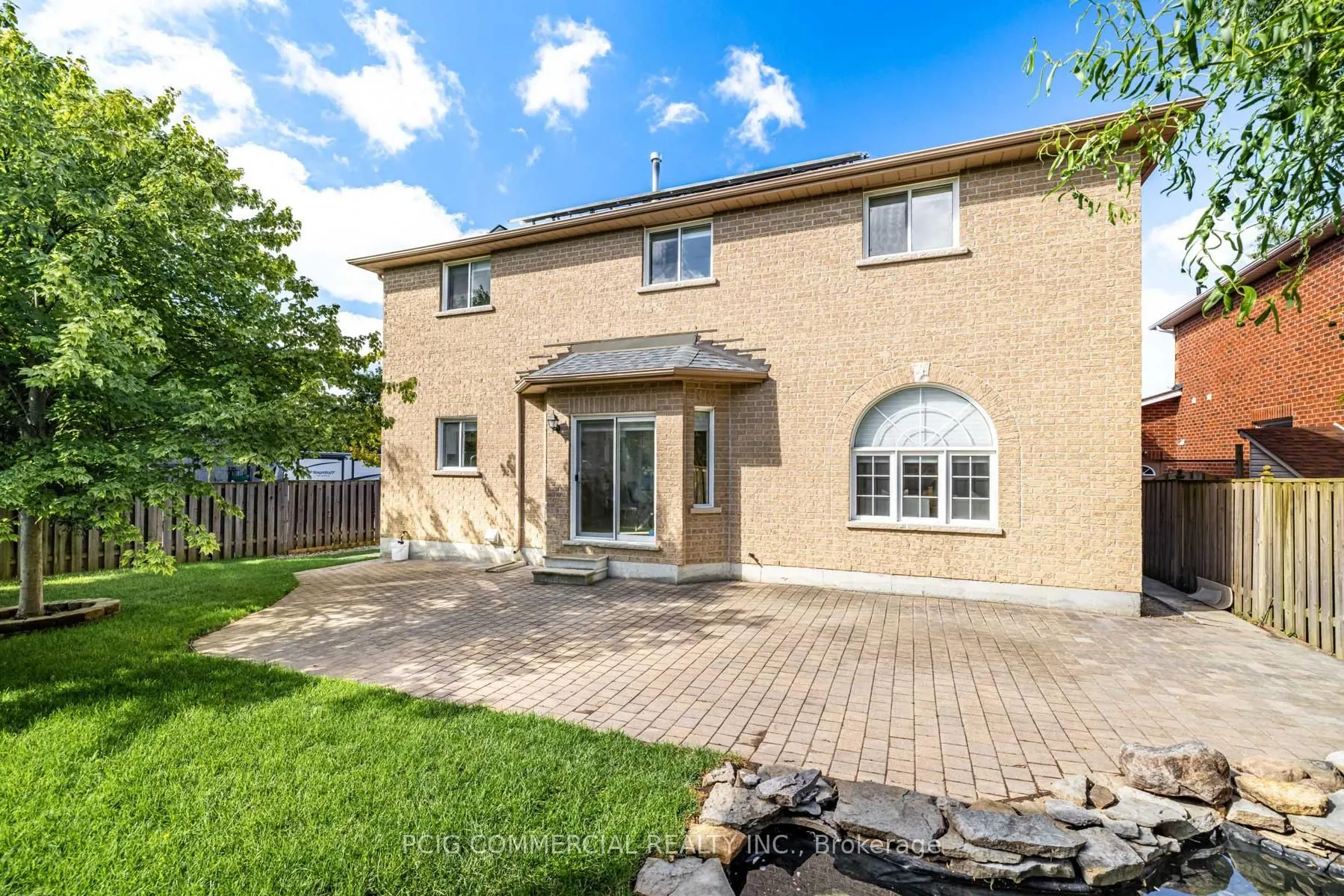 18 Max Avenue