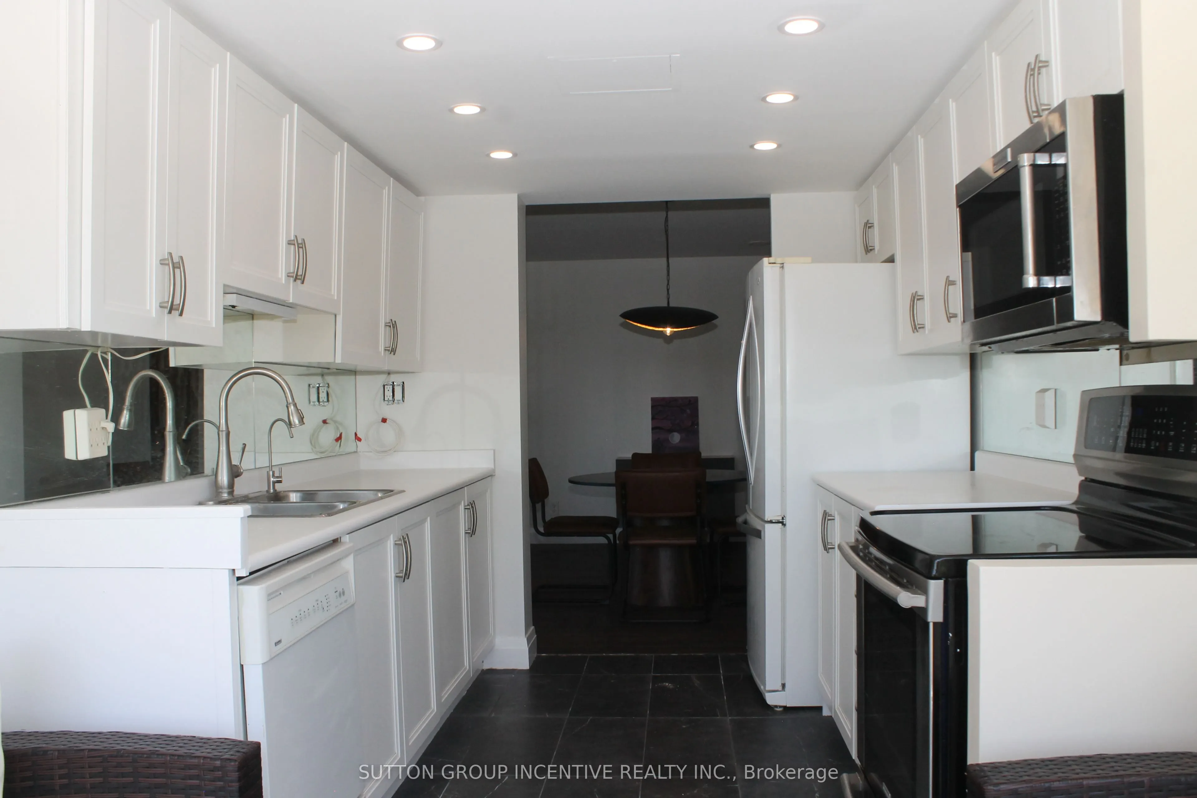 65 Ellen Street, #708