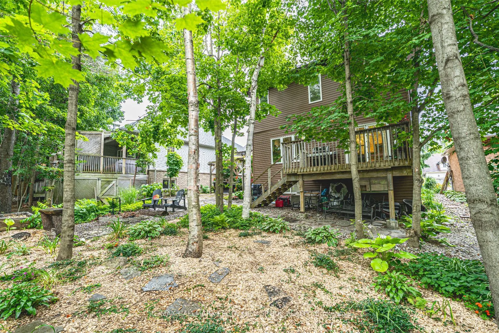 11 Oakmont Avenue