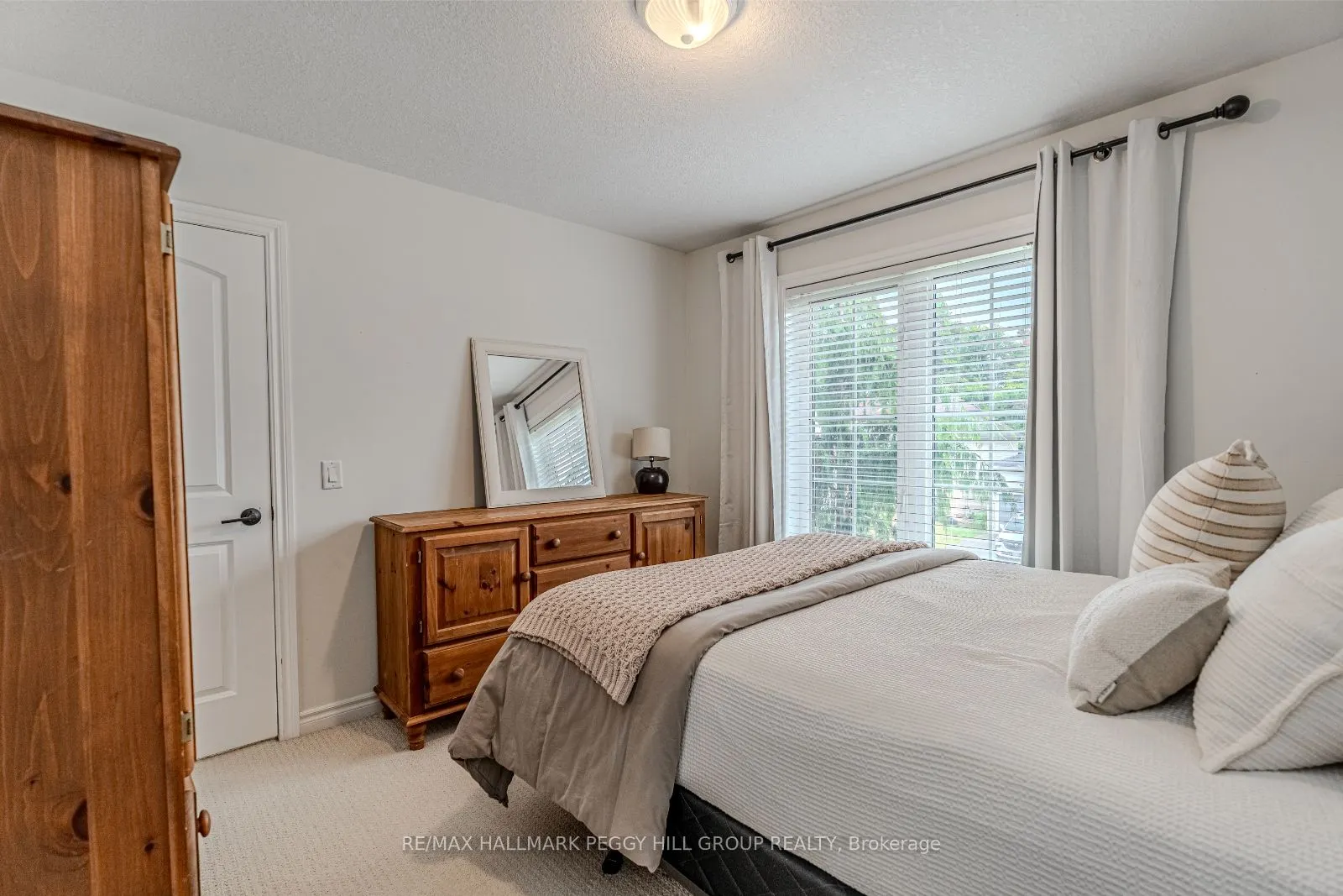 11 Oakmont Avenue