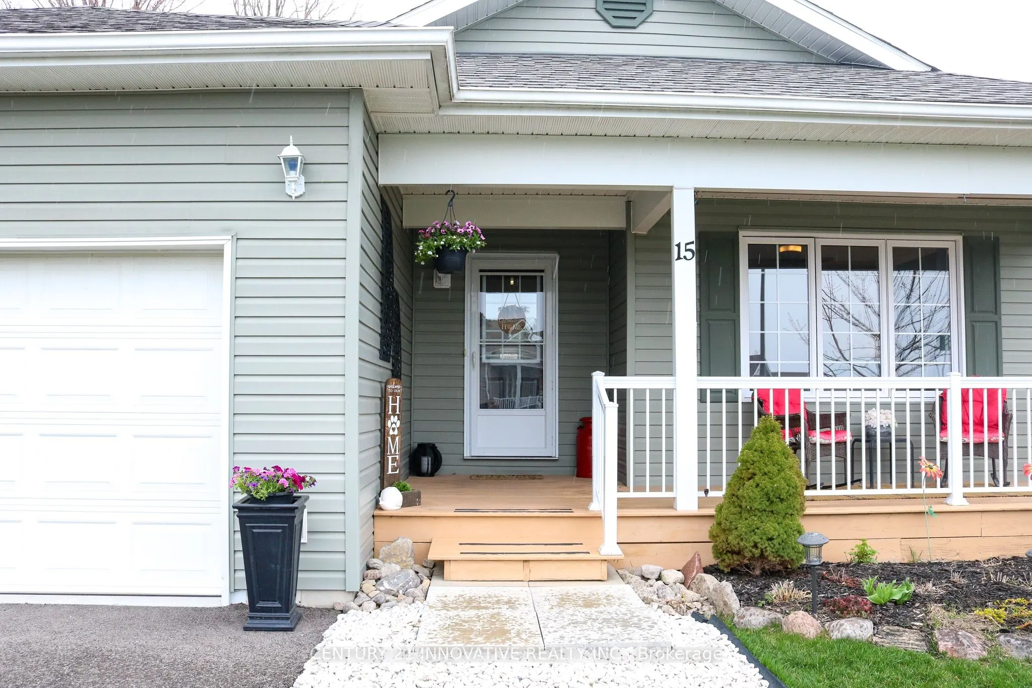 15 Aisworth Drive