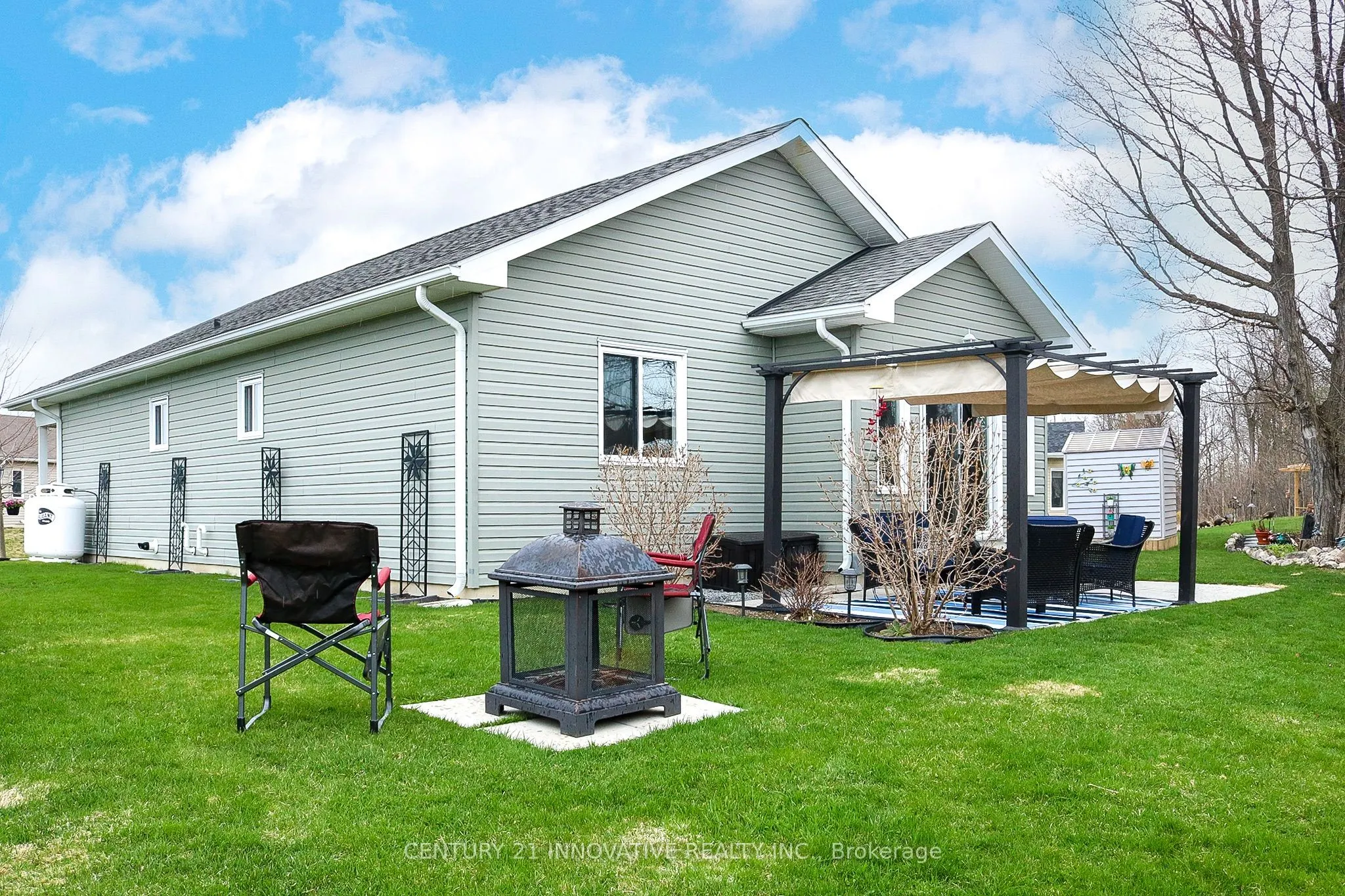 15 Aisworth Drive