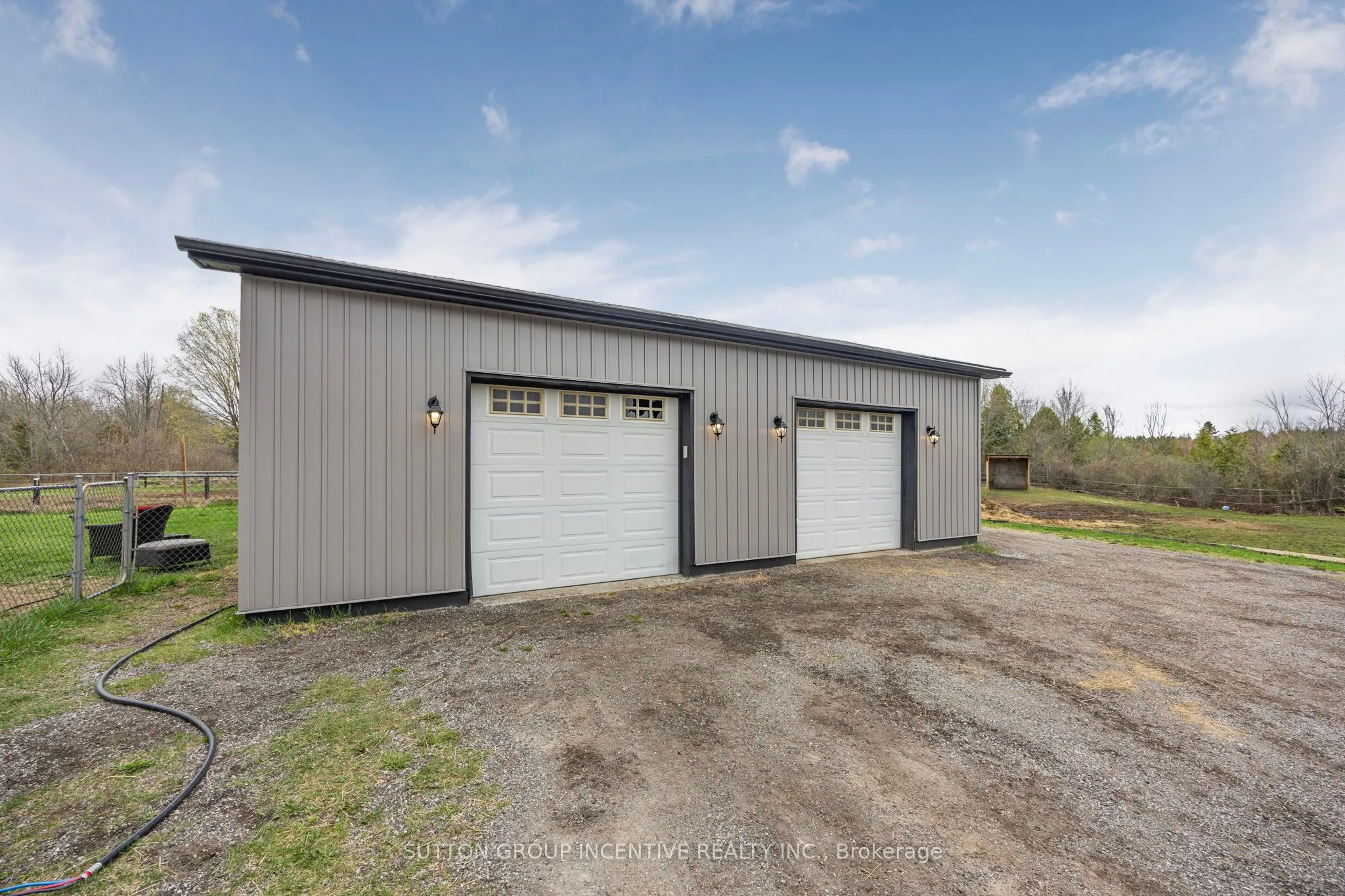 2266 FOXMEAD Road