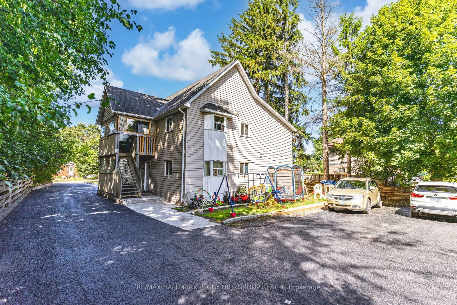 81 Innisfil Street