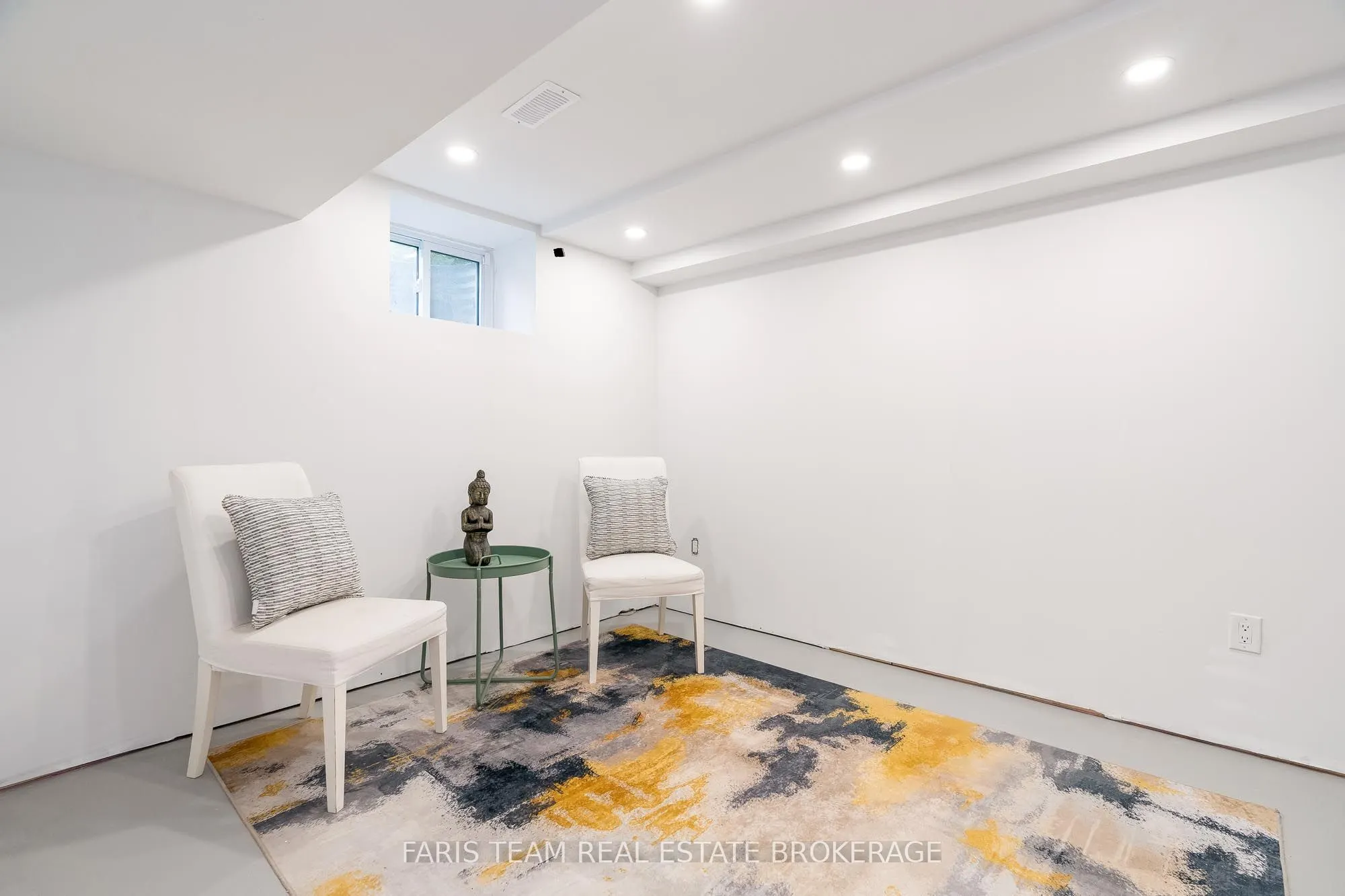 4B Oak Street
