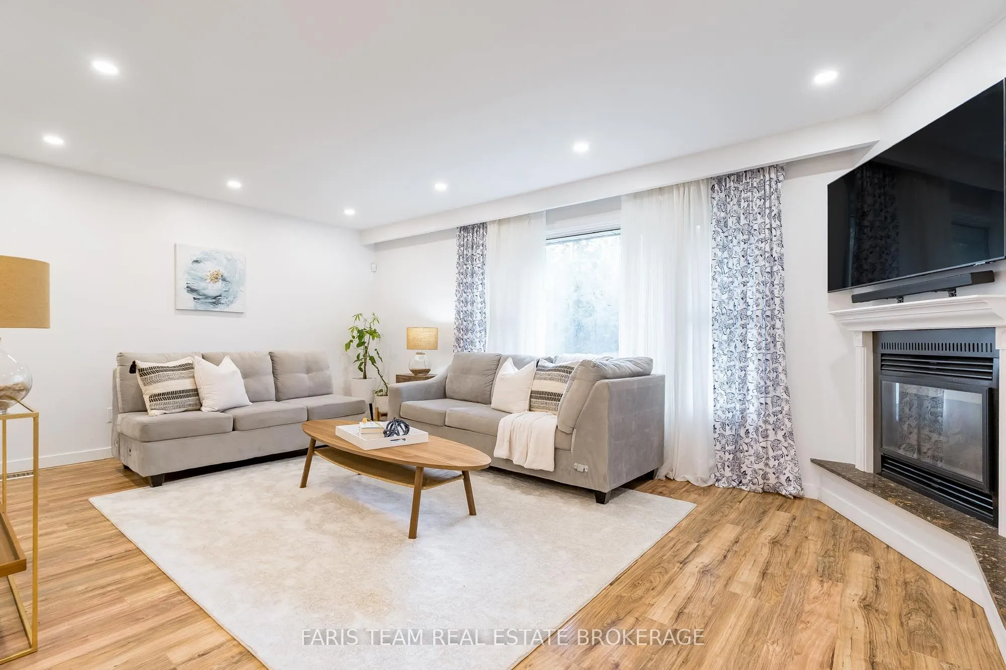 4B Oak Street