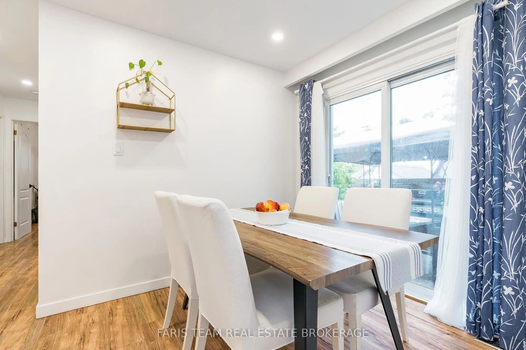 4B Oak Street
