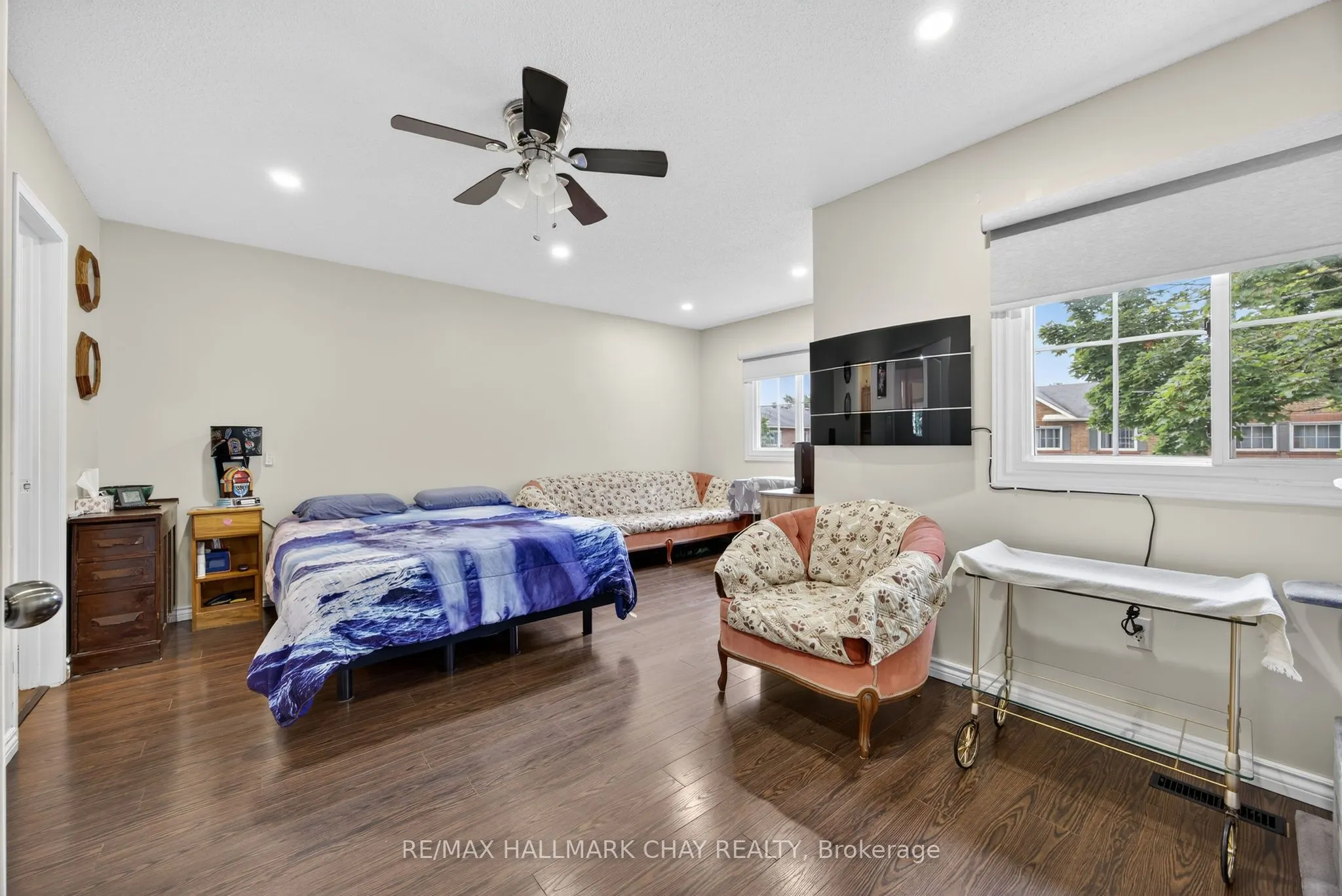 165 Kozlov Street, #22