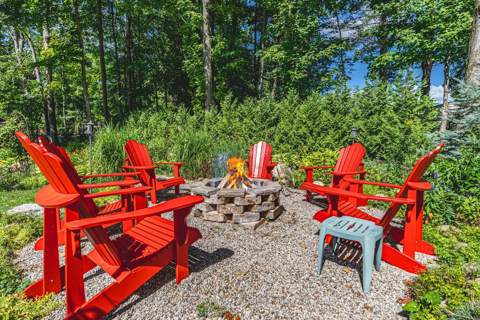 6 Valleyview Drive