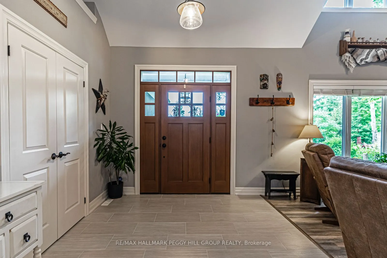 6 Valleyview Drive