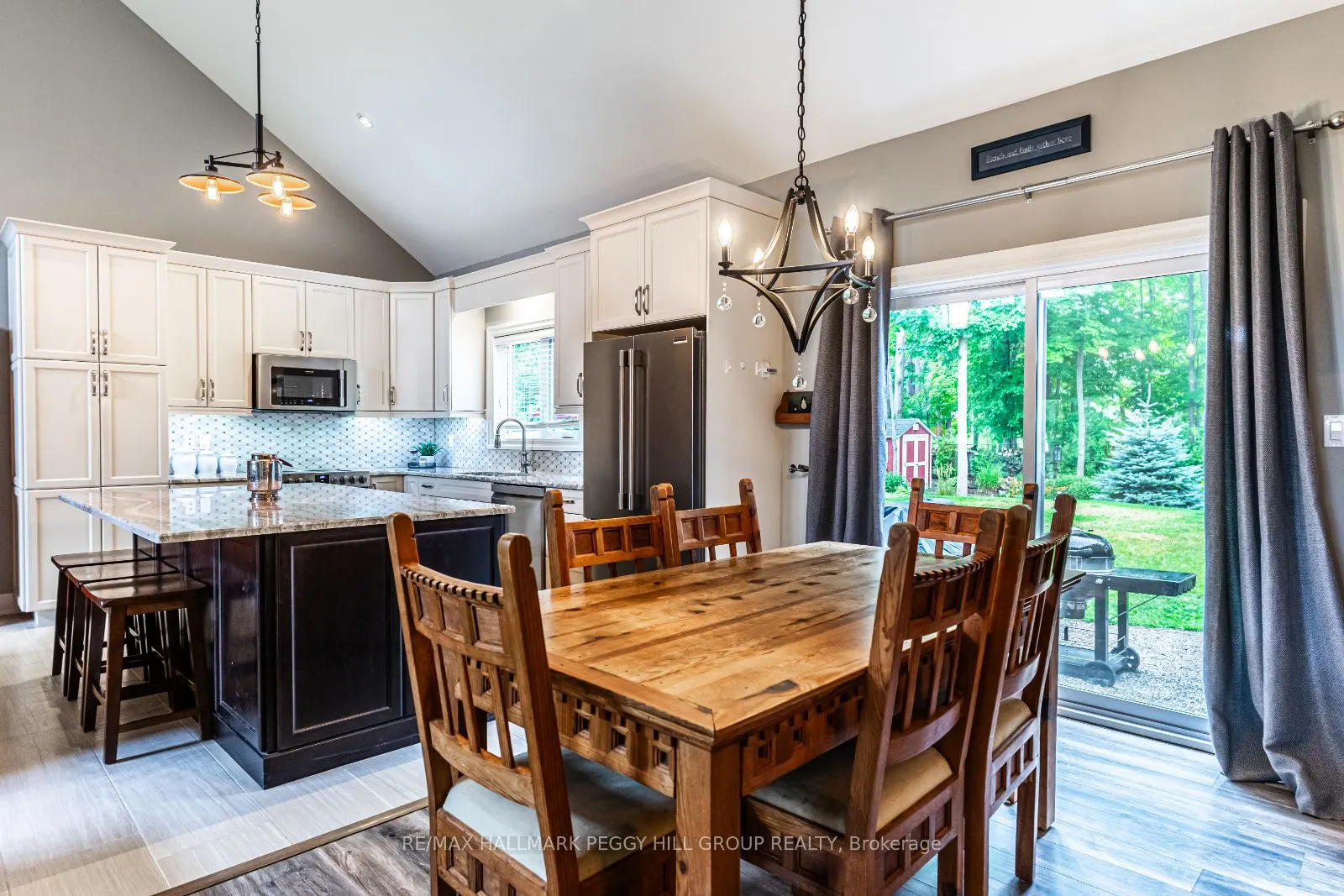 6 Valleyview Drive