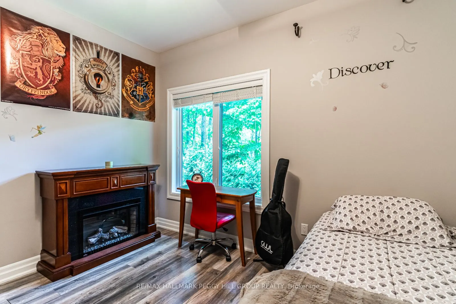 6 Valleyview Drive