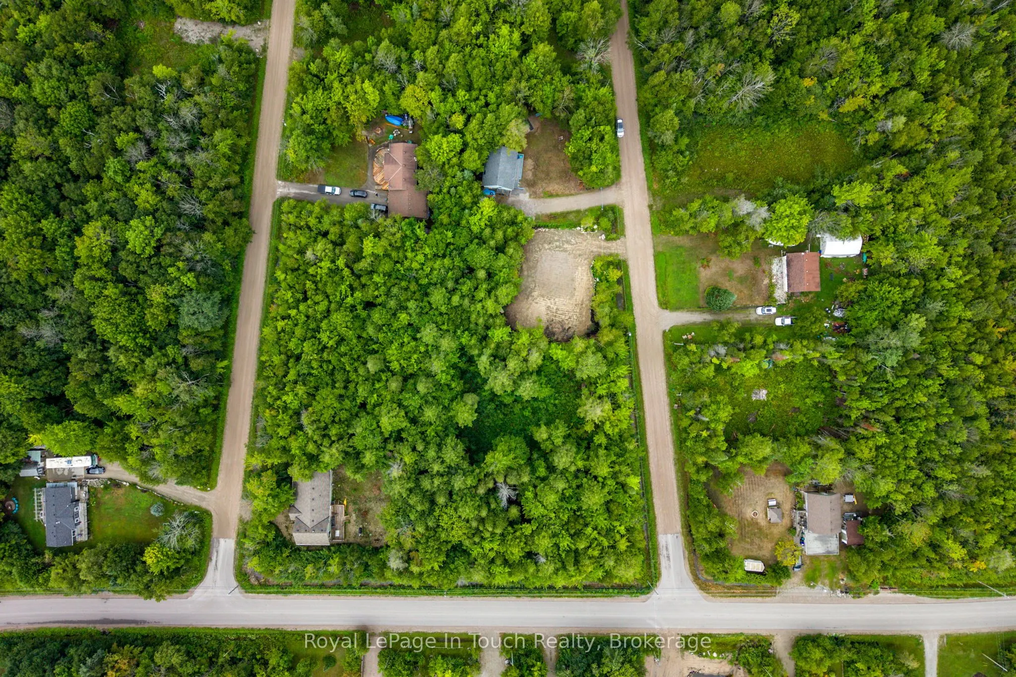 LT 484 Tomahawk Crescent