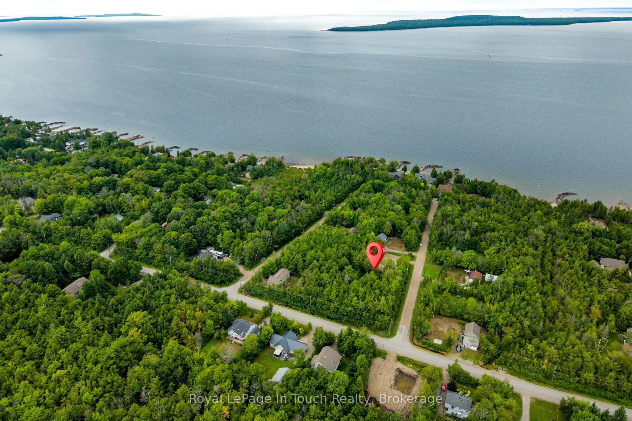 LT 484 Tomahawk Crescent