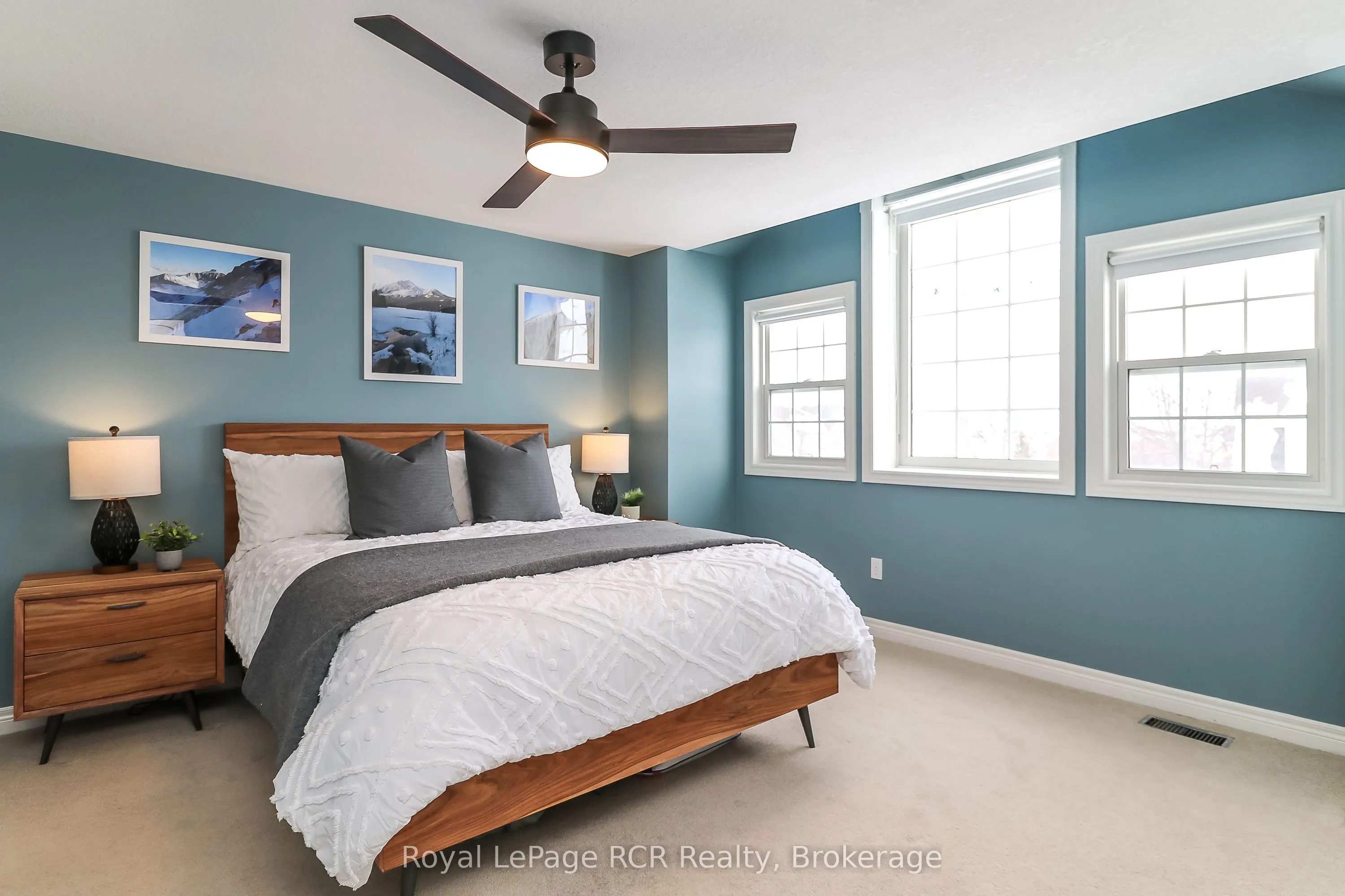 50 Highlands Crescent
