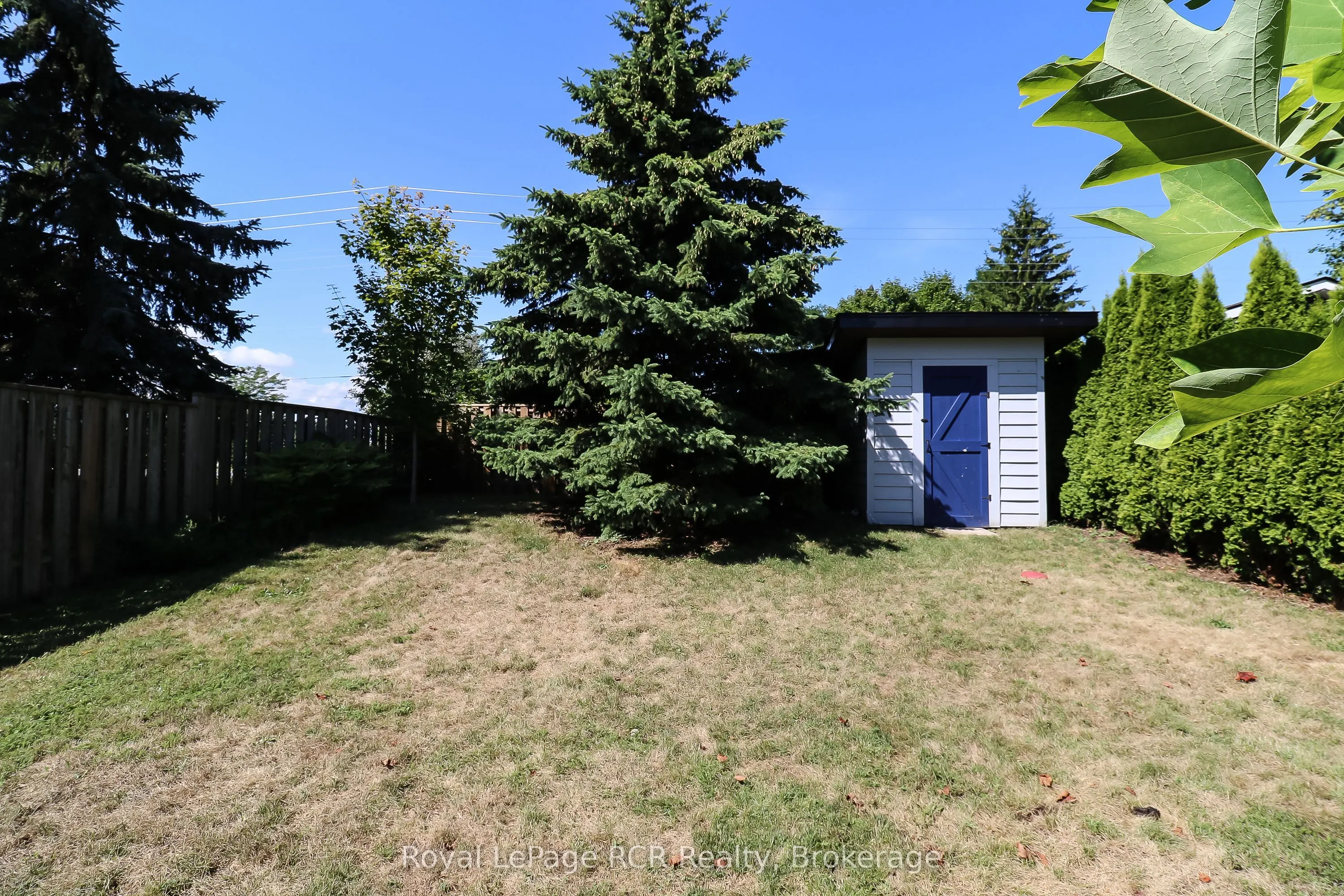 50 Highlands Crescent