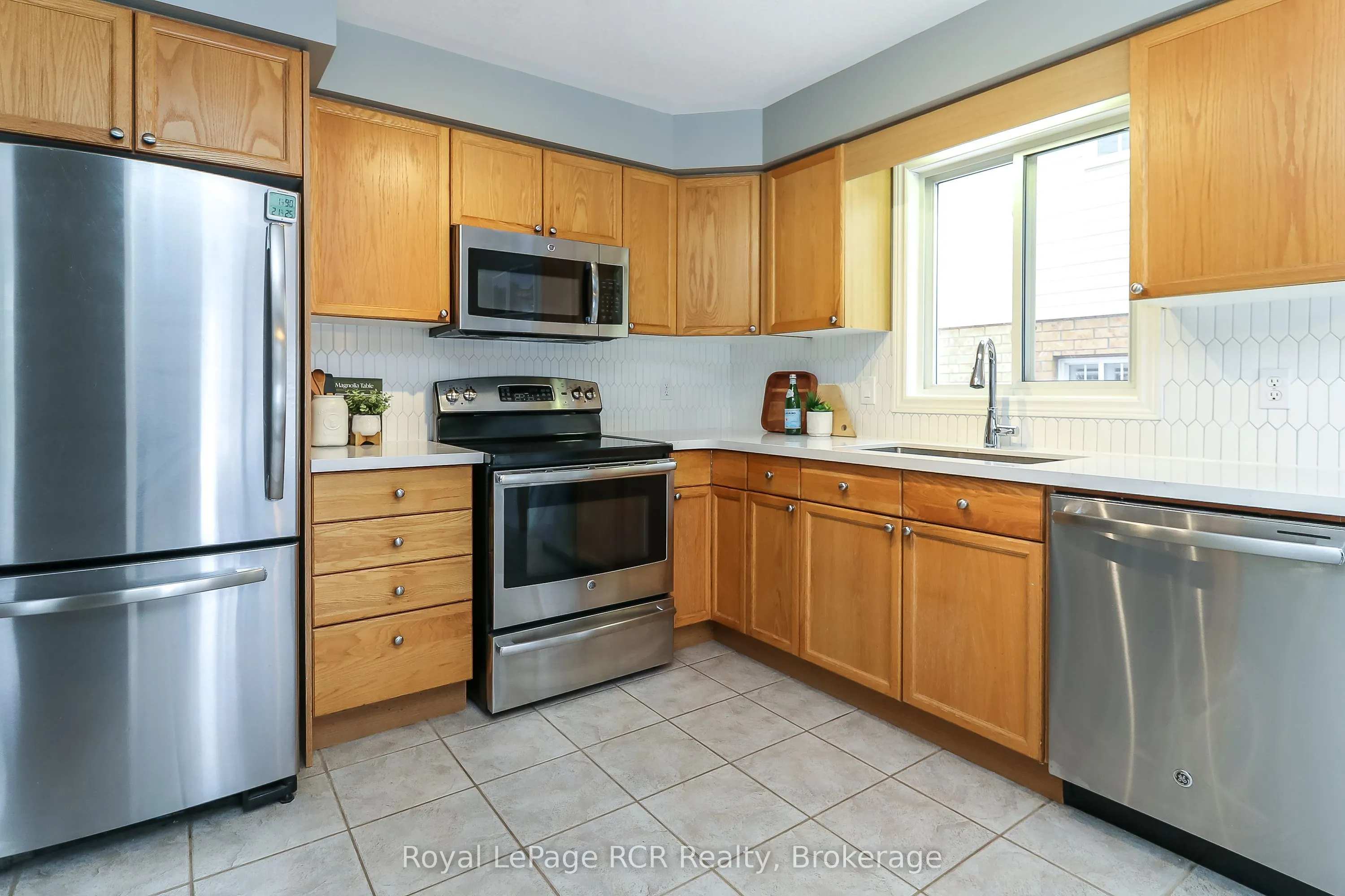 50 Highlands Crescent