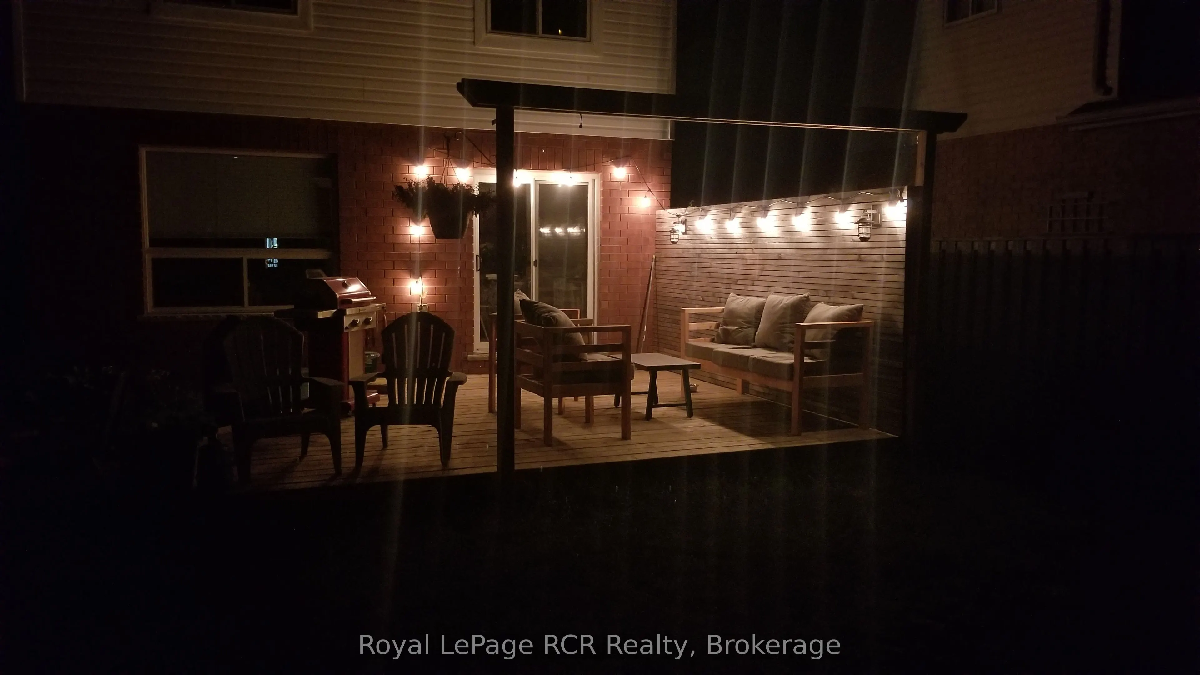 50 Highlands Crescent