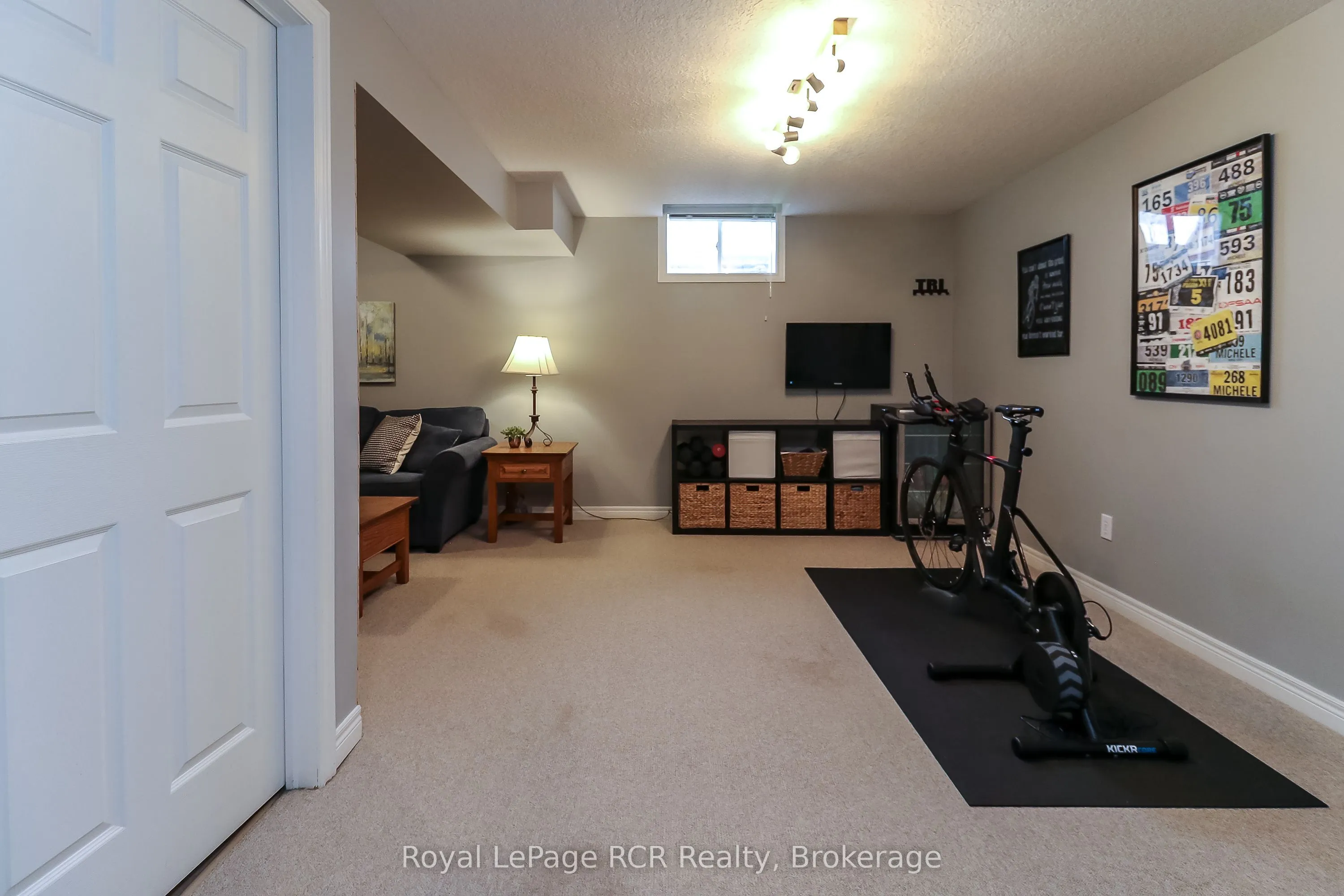50 Highlands Crescent