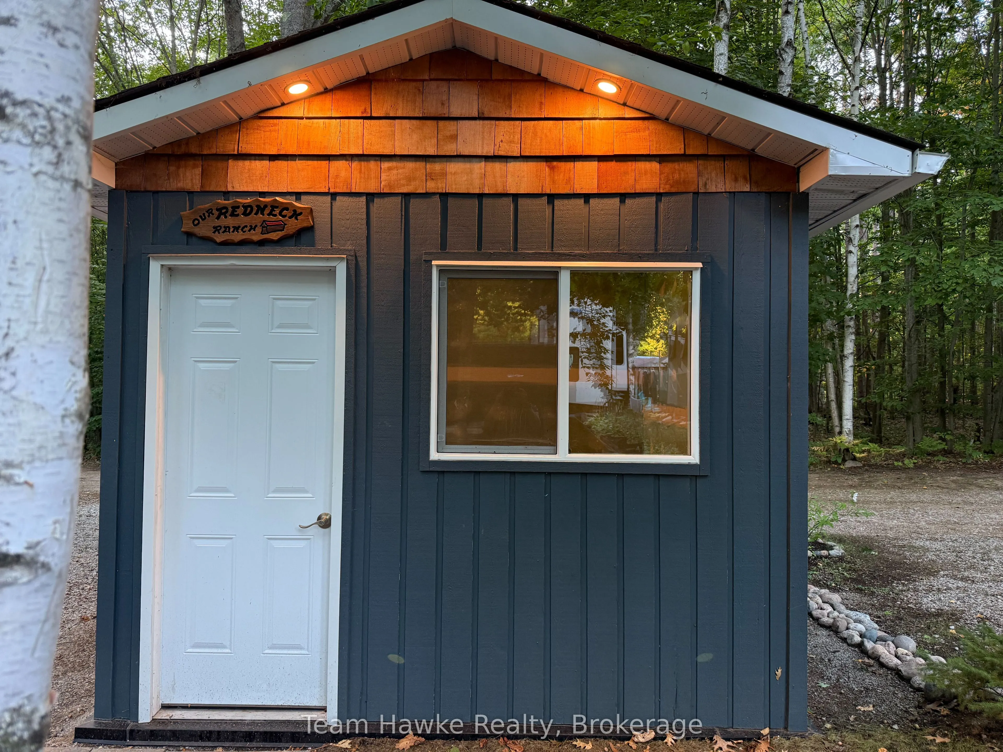 2920 Old Penetanguishene Road, #104