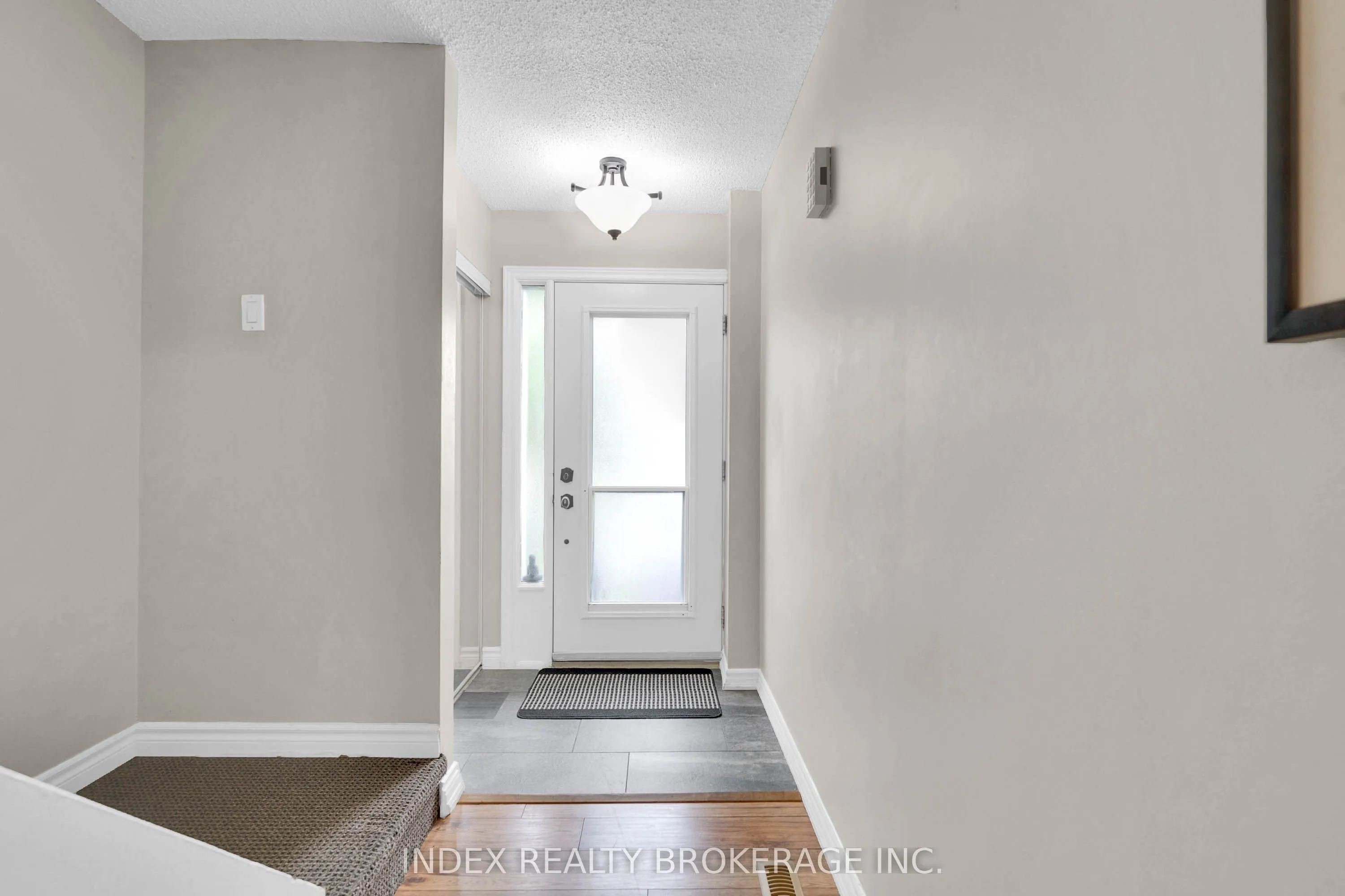 569 Tenth Street, #15