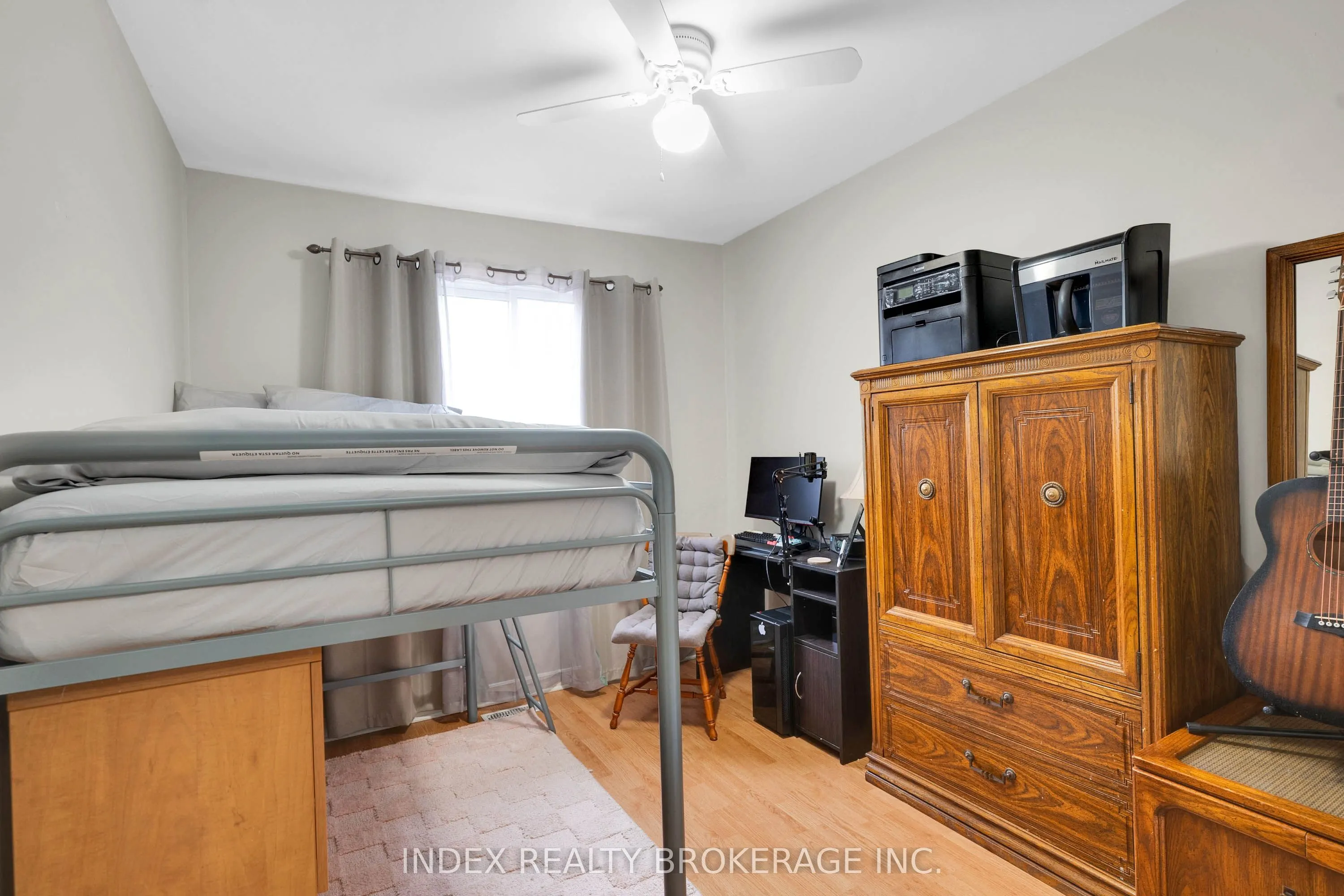 569 Tenth Street, #15