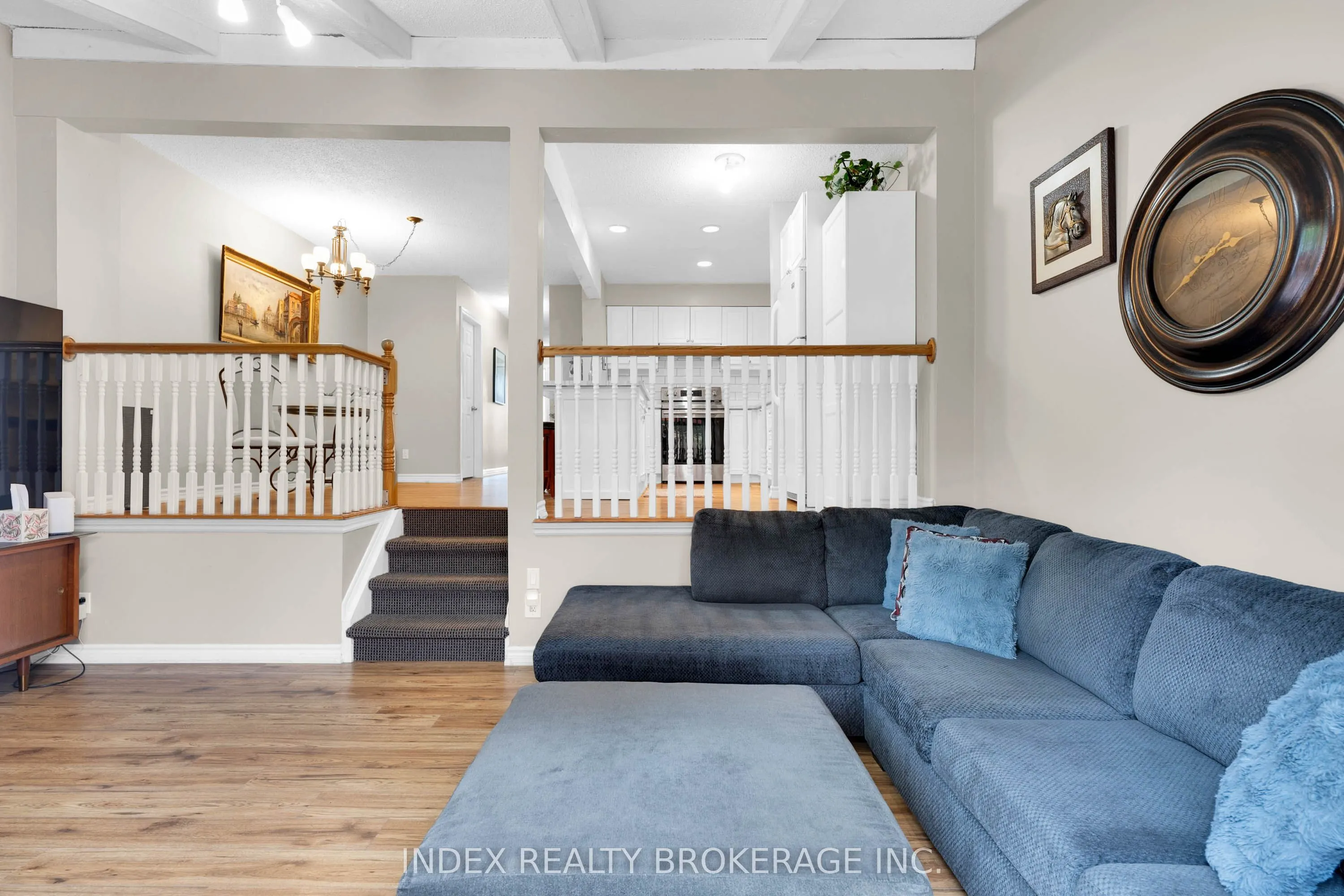 569 Tenth Street, #15