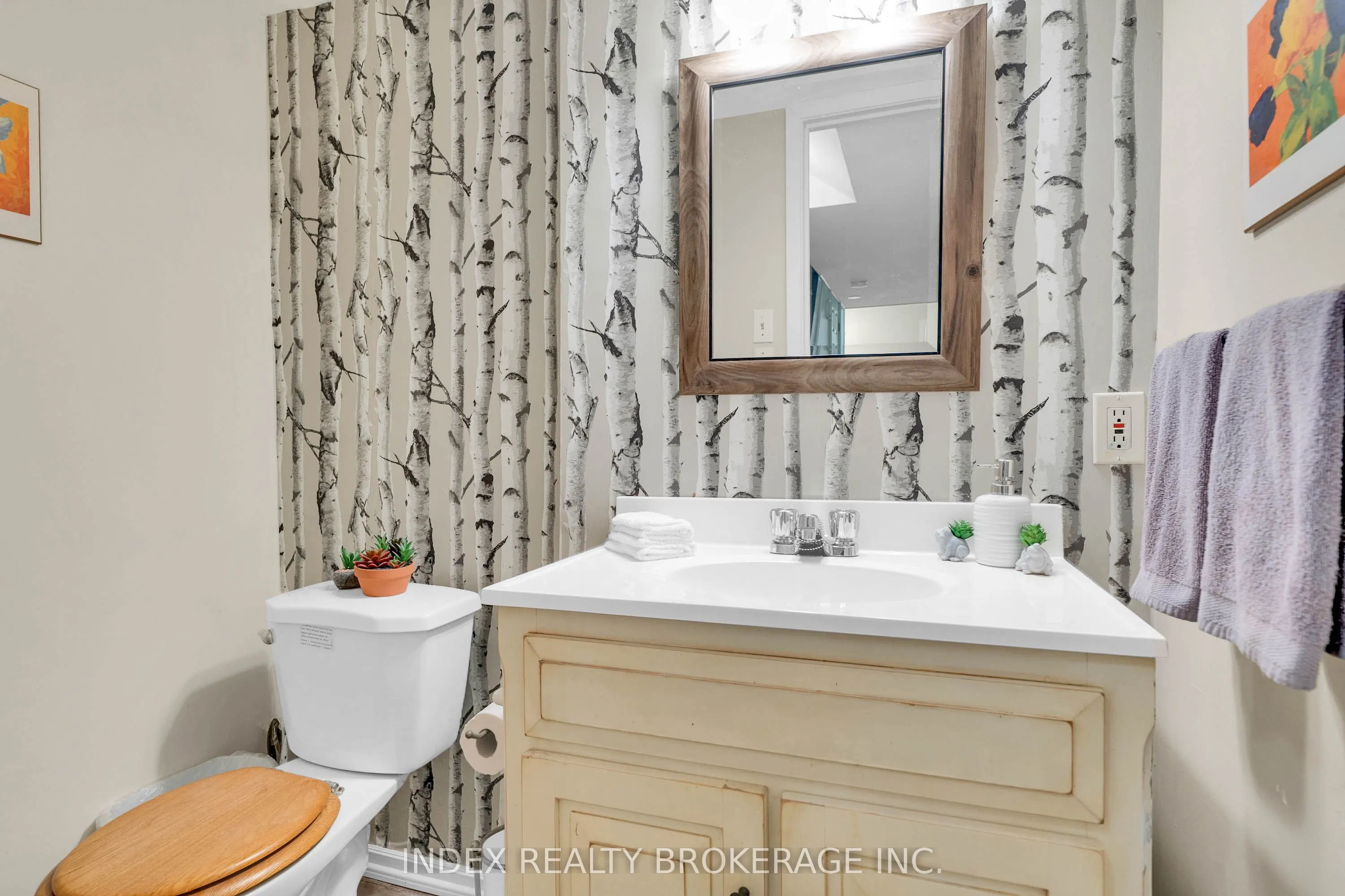 569 Tenth Street, #15