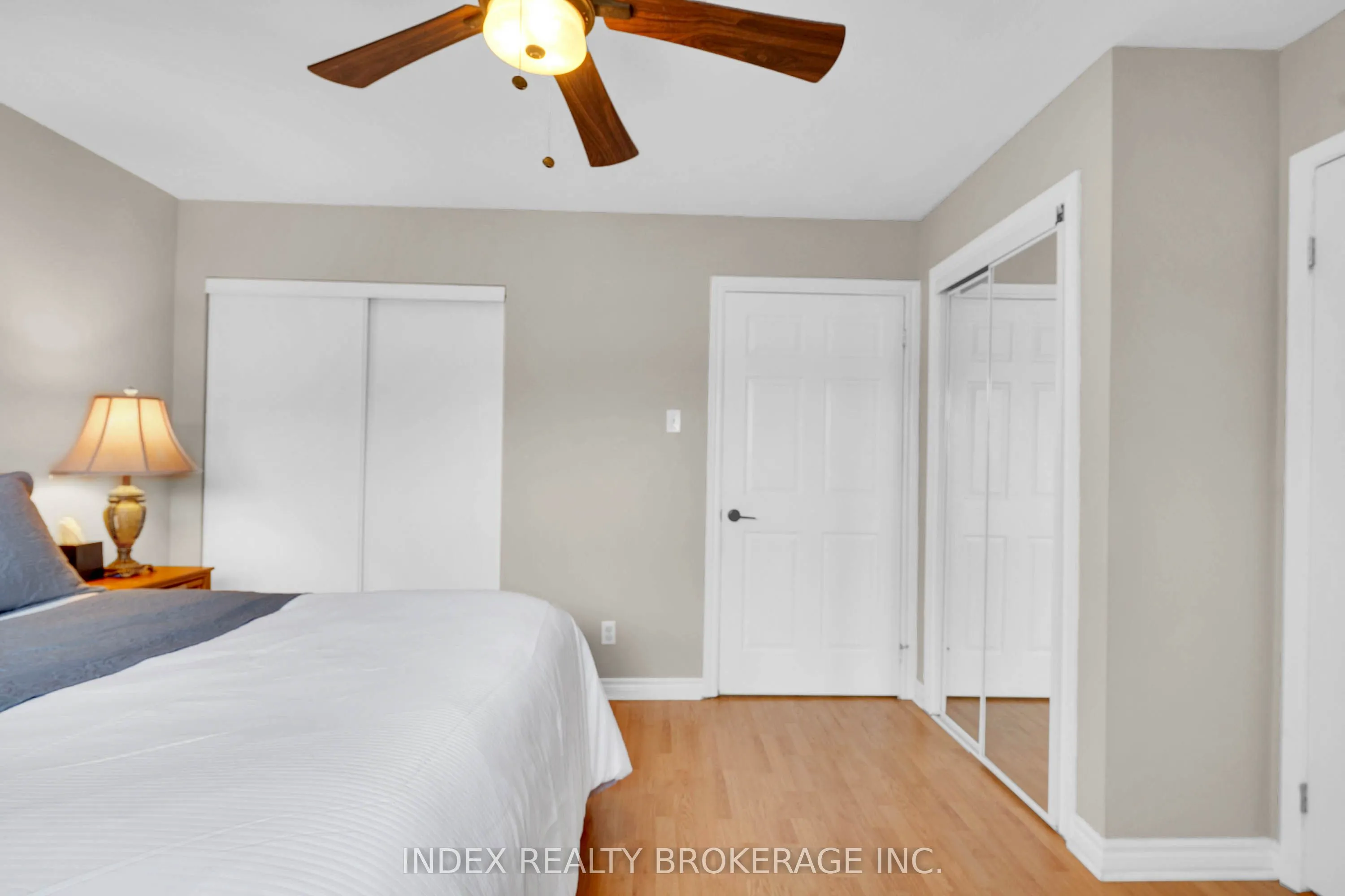 569 Tenth Street, #15