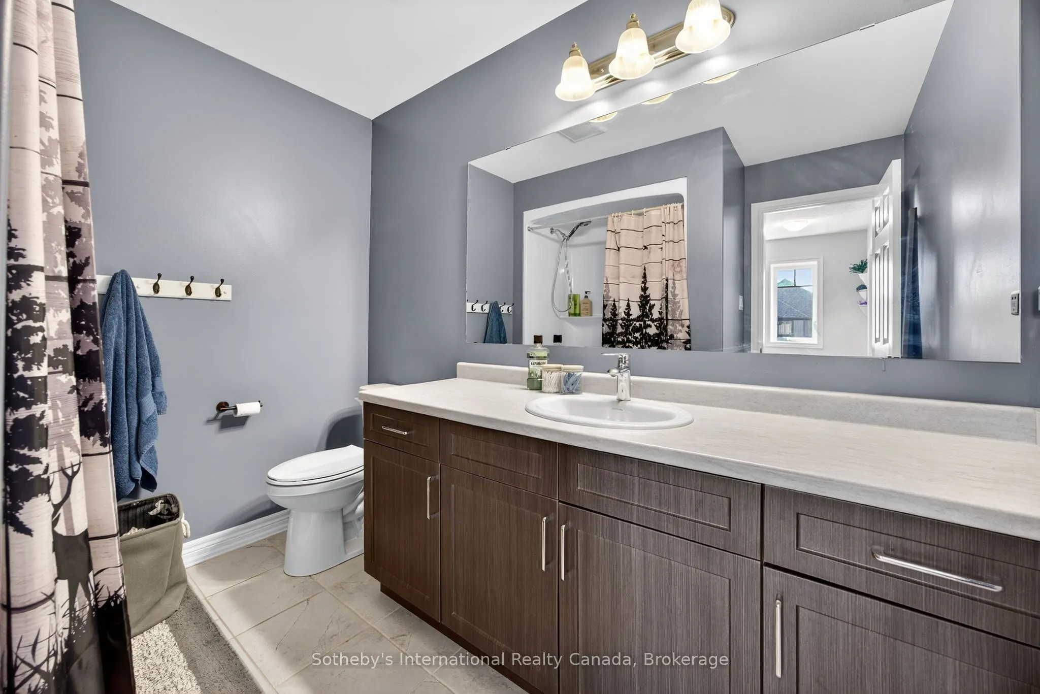 100 Archer Avenue
