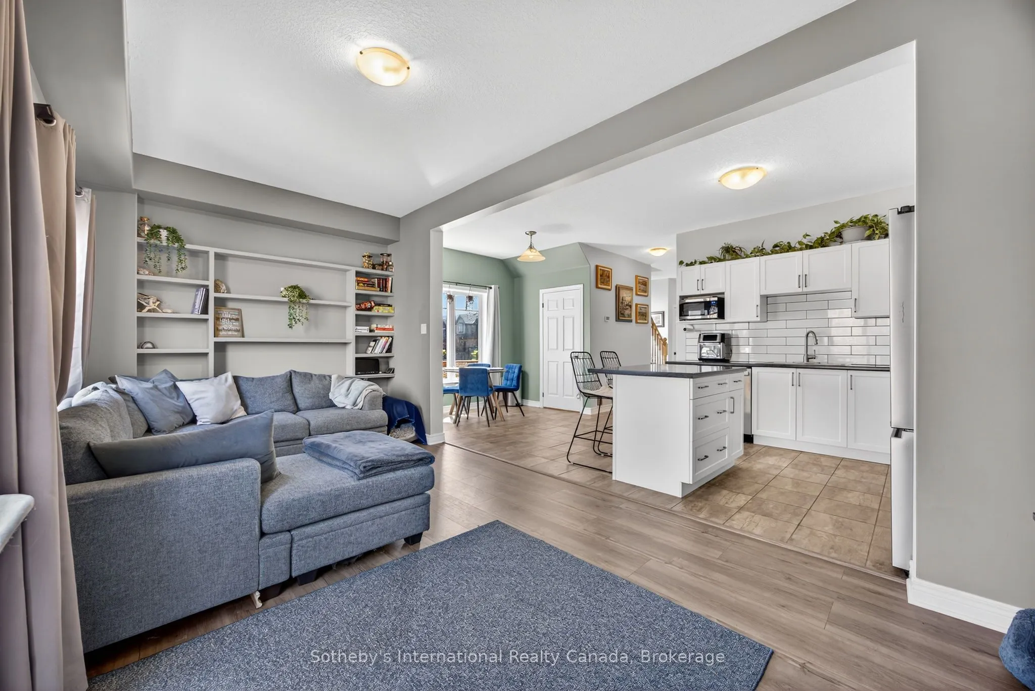 100 Archer Avenue