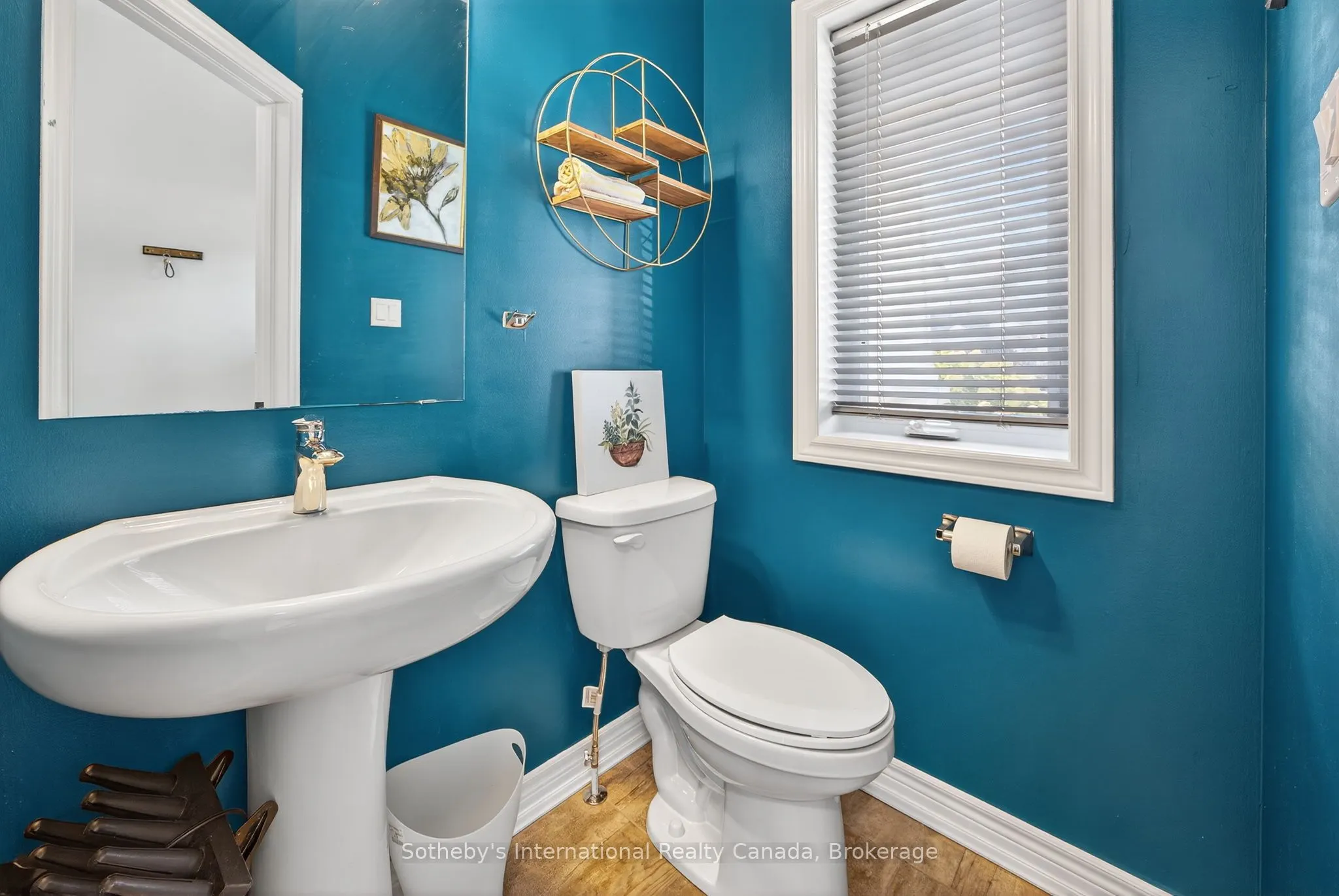 100 Archer Avenue