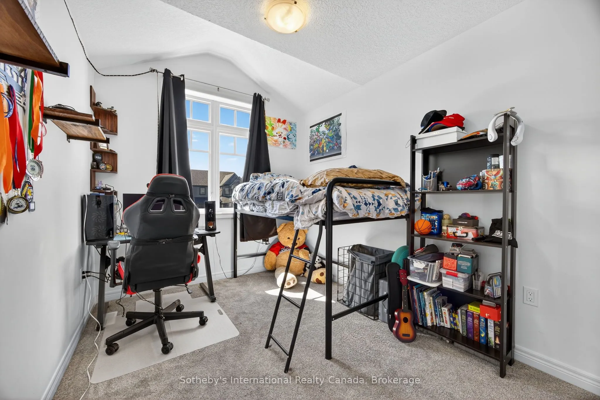 100 Archer Avenue