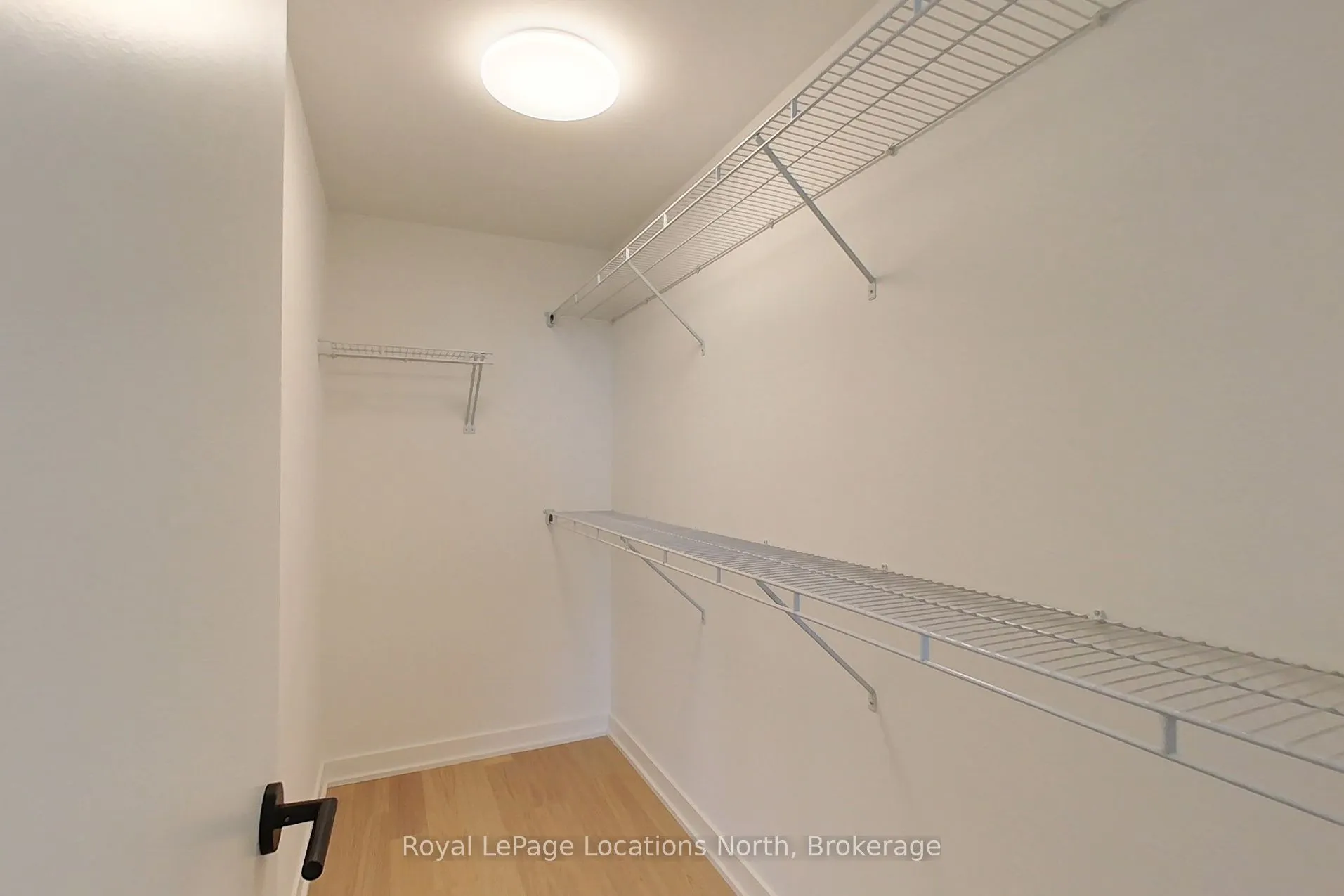 31 Huron Street, #303