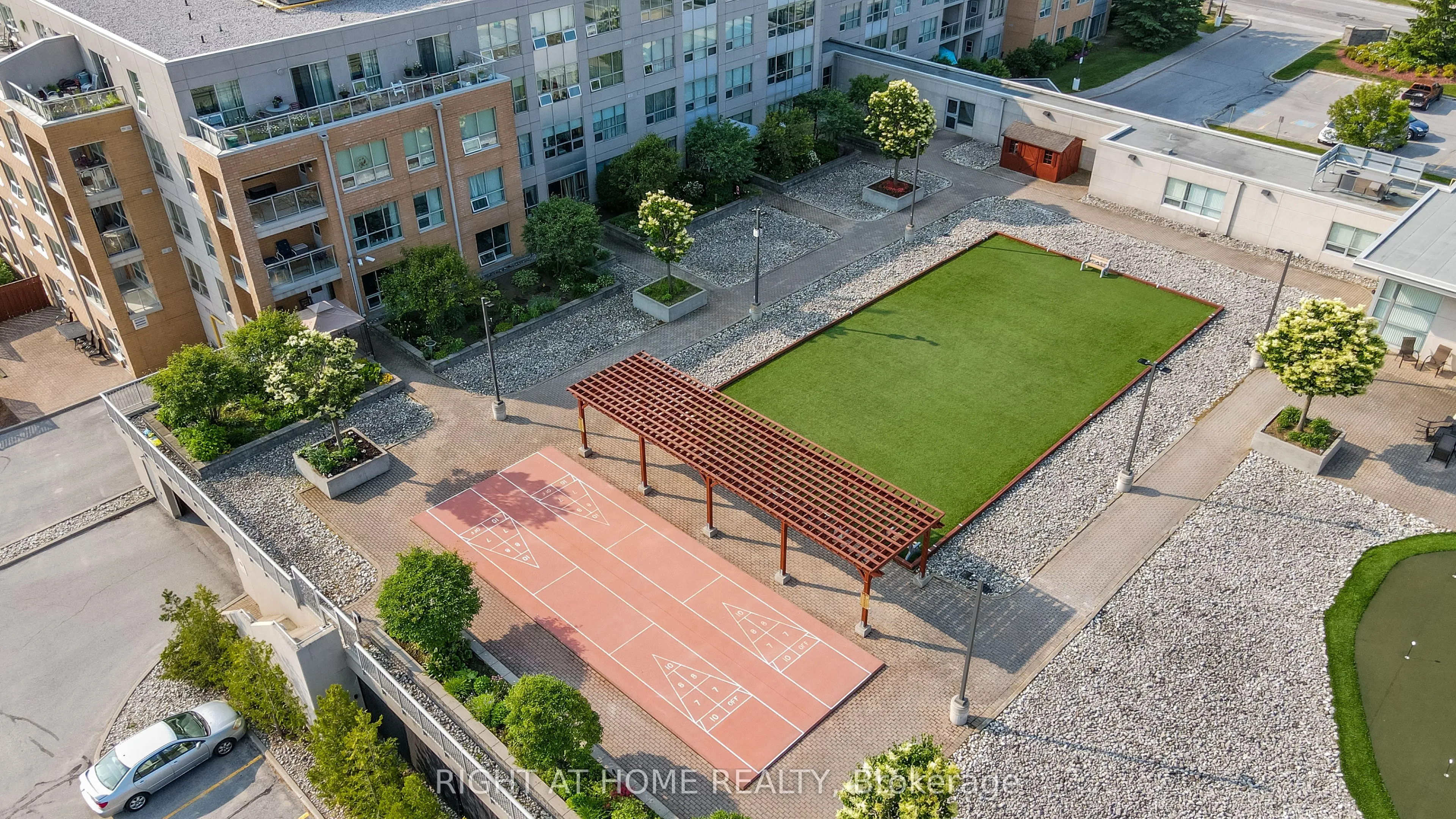 94 Dean Avenue, #417