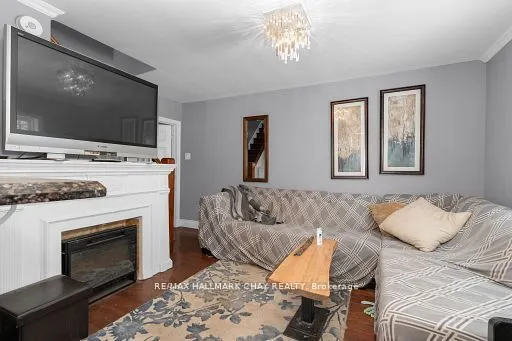 32 Grove Street W, #1, 2, 3