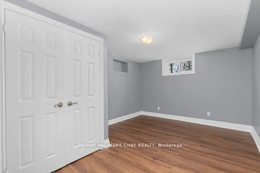 32 Grove Street W, #1, 2, 3