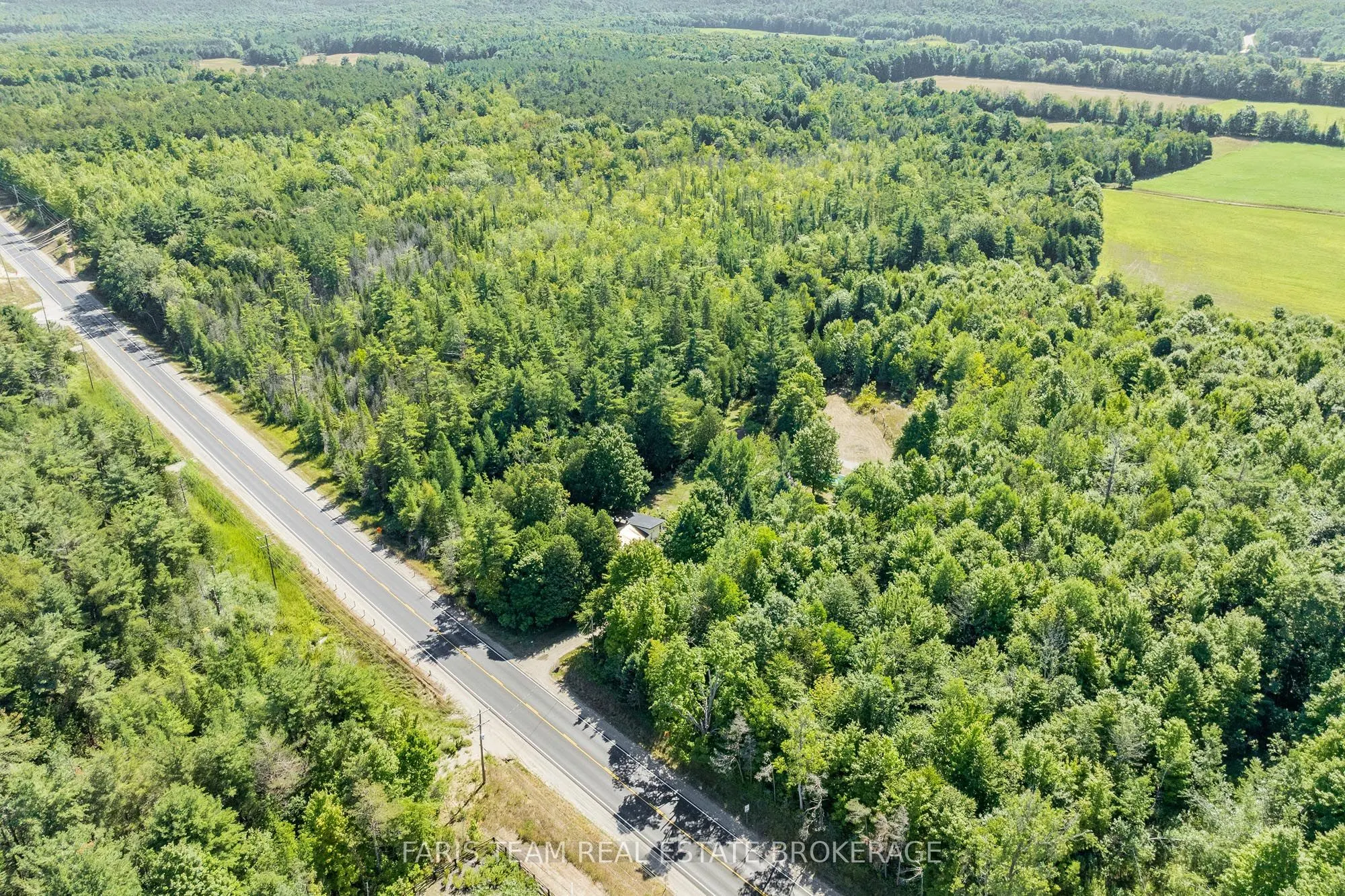 1983 Horseshoe Valley Road W
