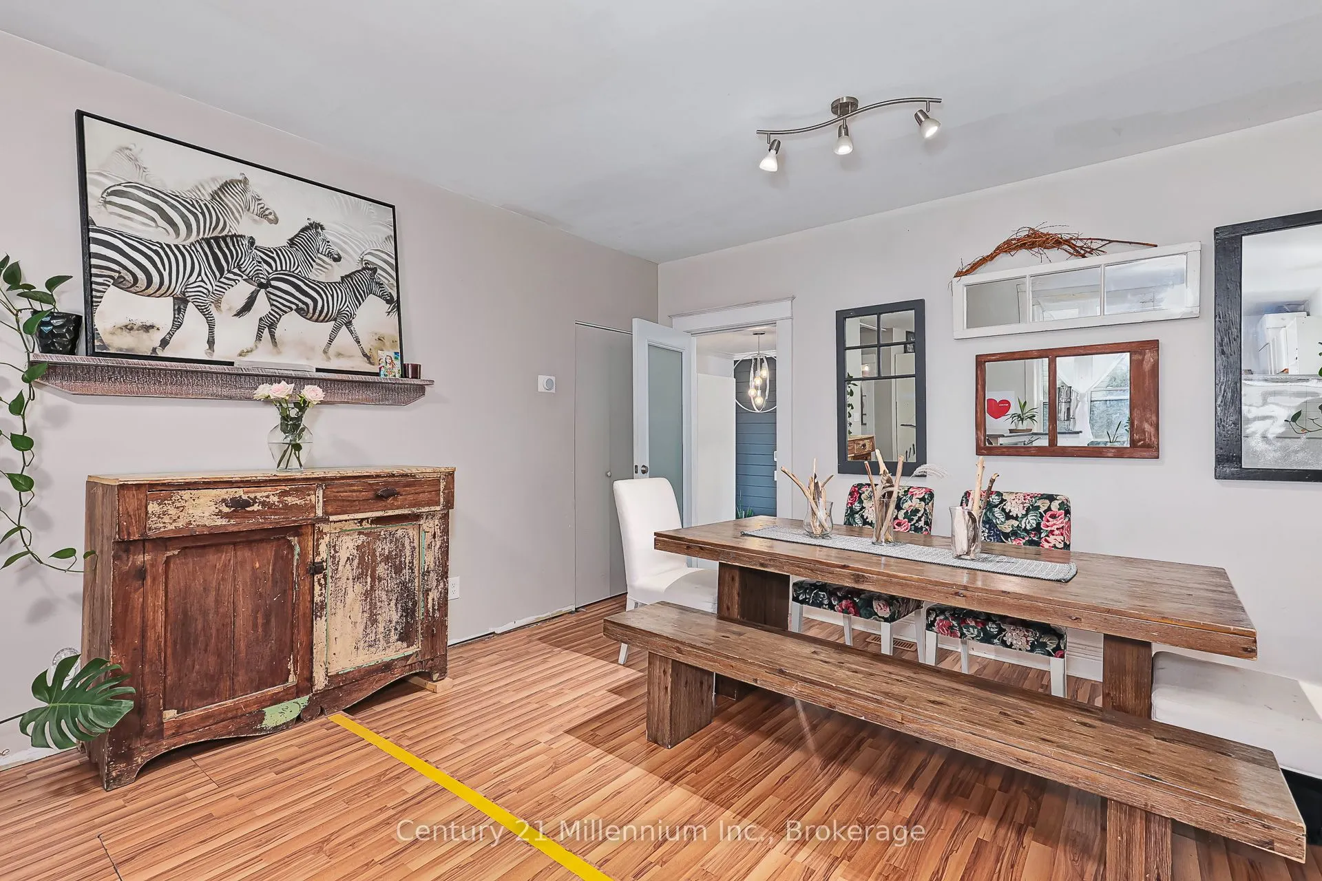 421 Napier Street