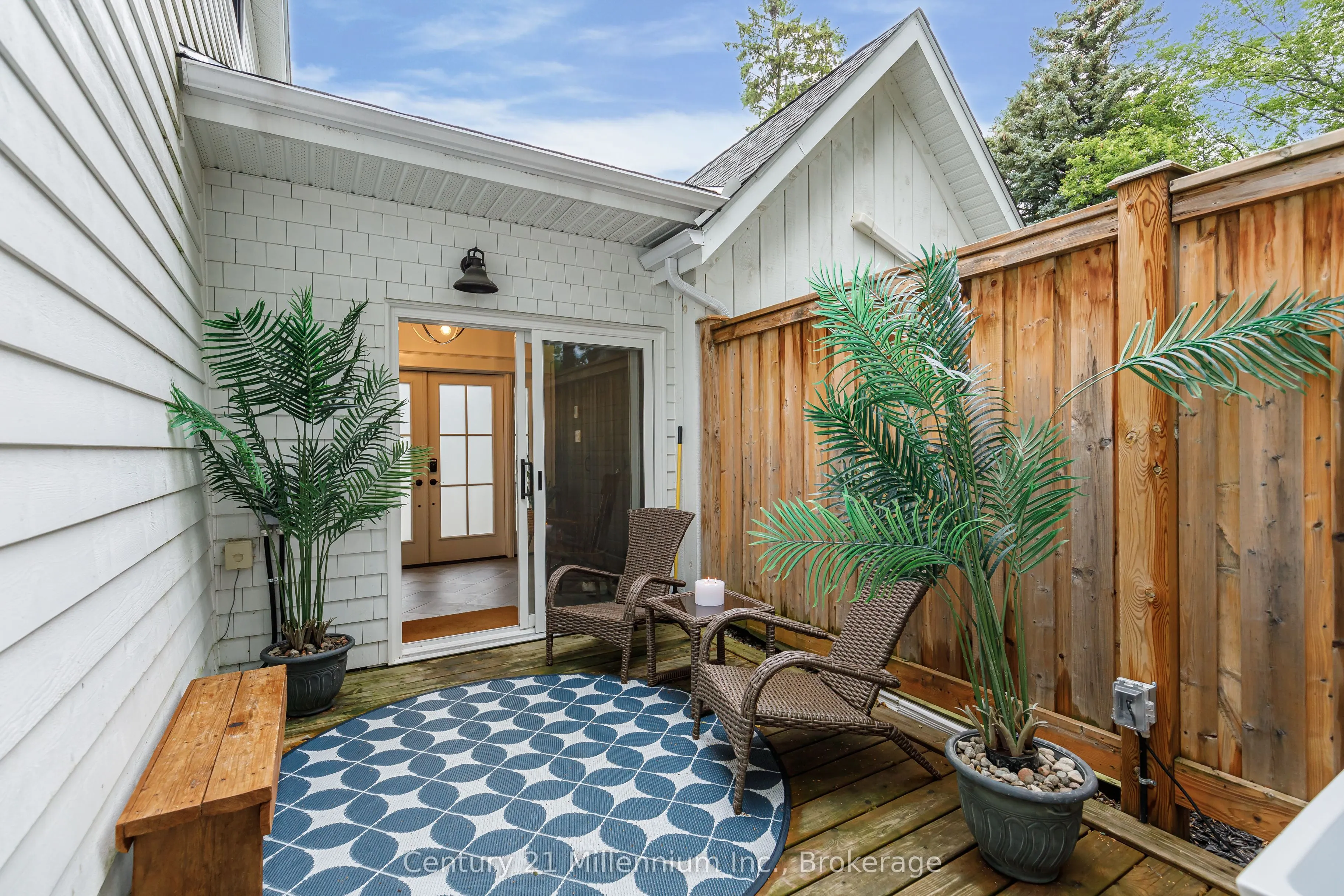 421 Napier Street