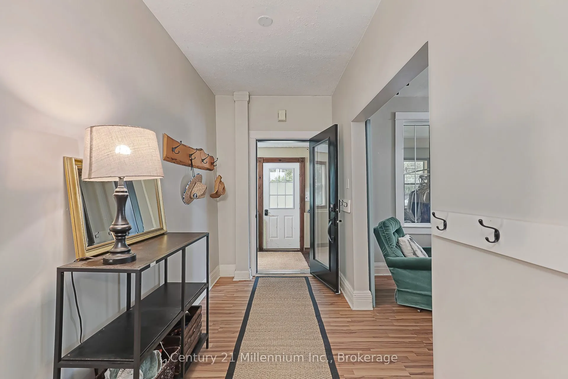 421 Napier Street