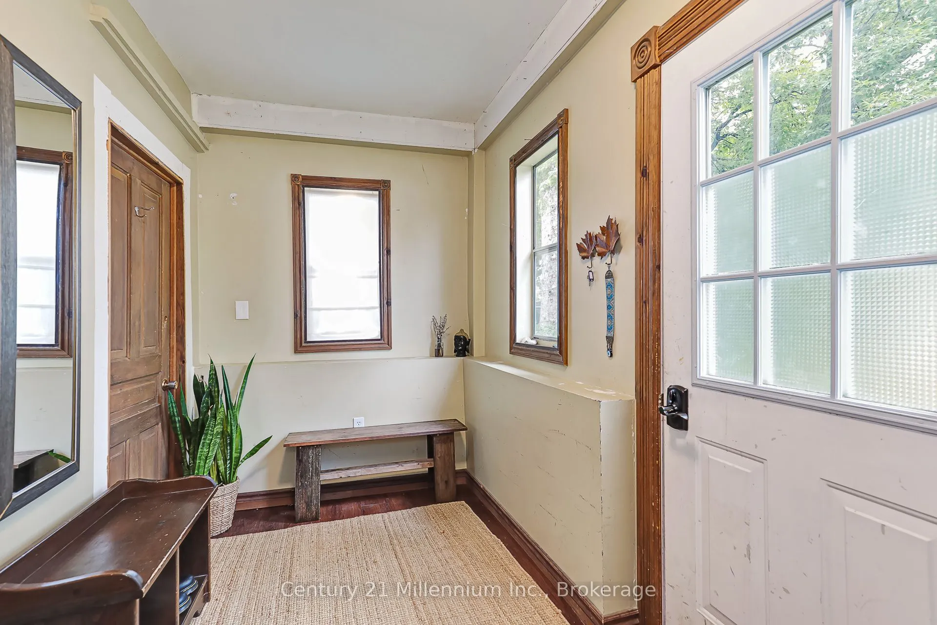 421 Napier Street