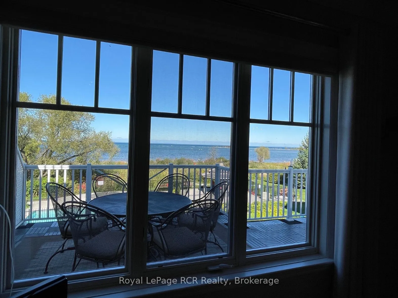 40 TROTT Boulevard, #402