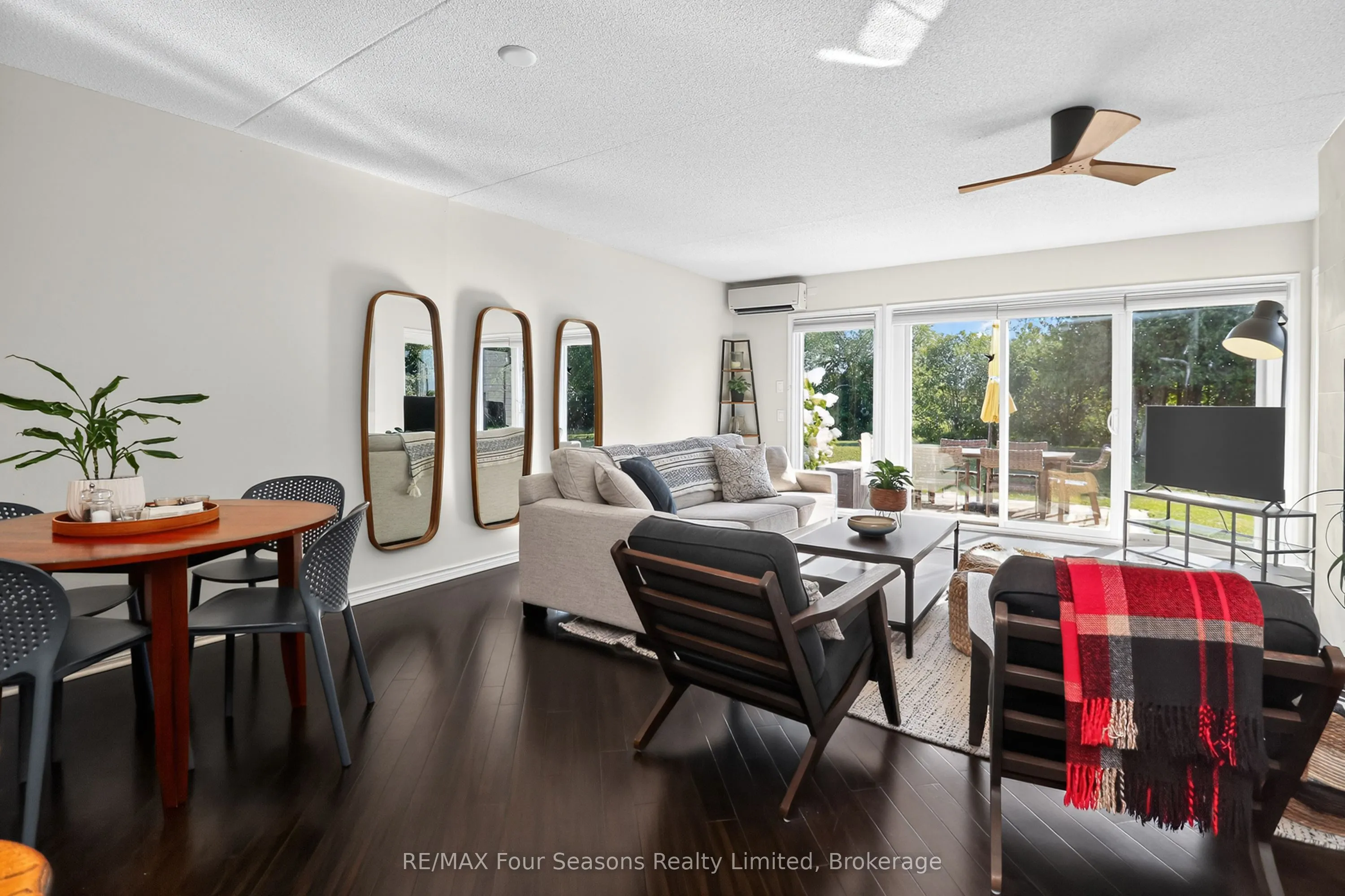 44 Trott Boulevard, #13