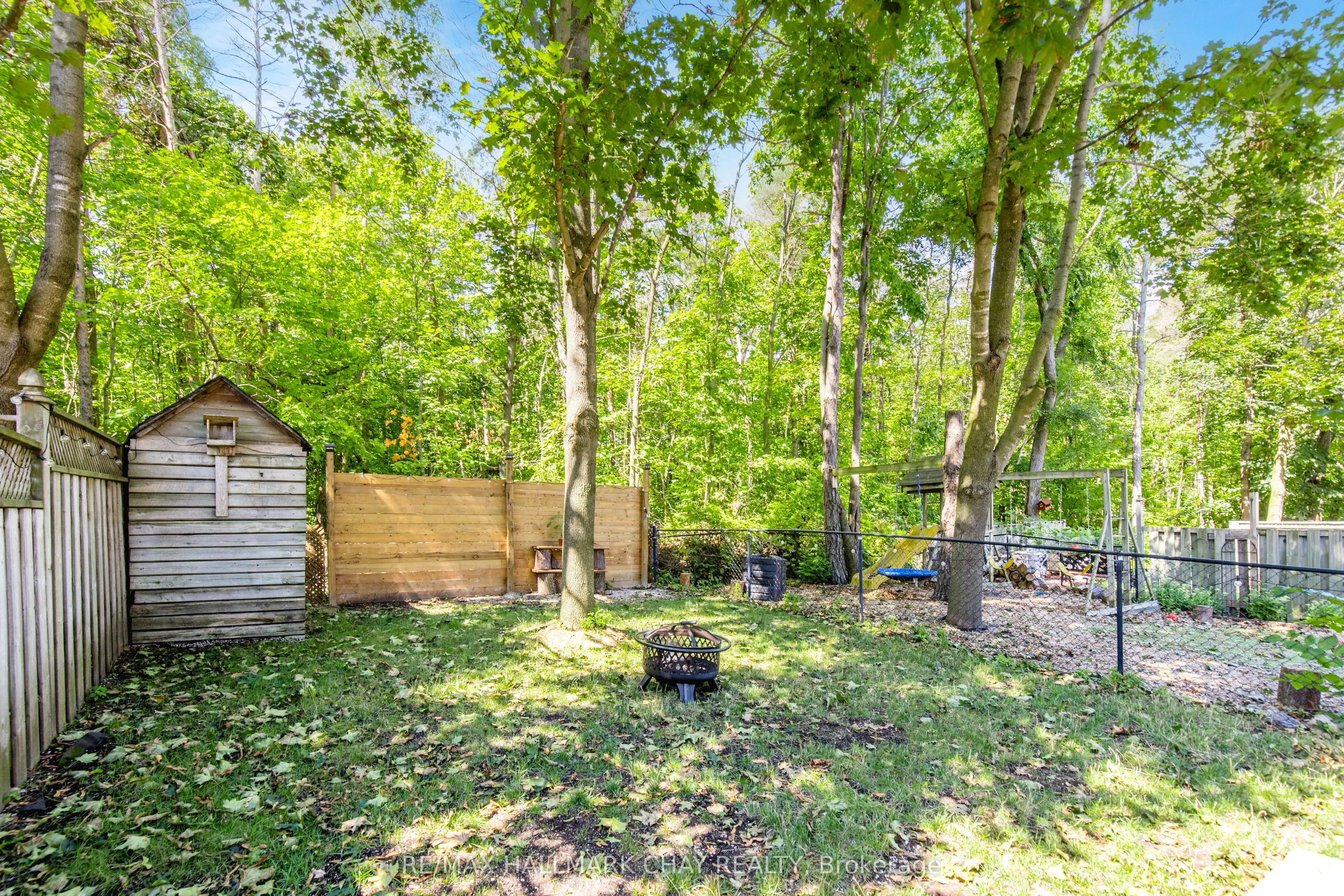 256 Ferndale Drive S